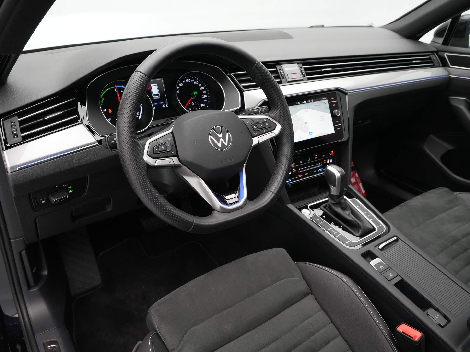 Volkswagen - Passat Variant 1.4 TSI PHEV GTE - 2022