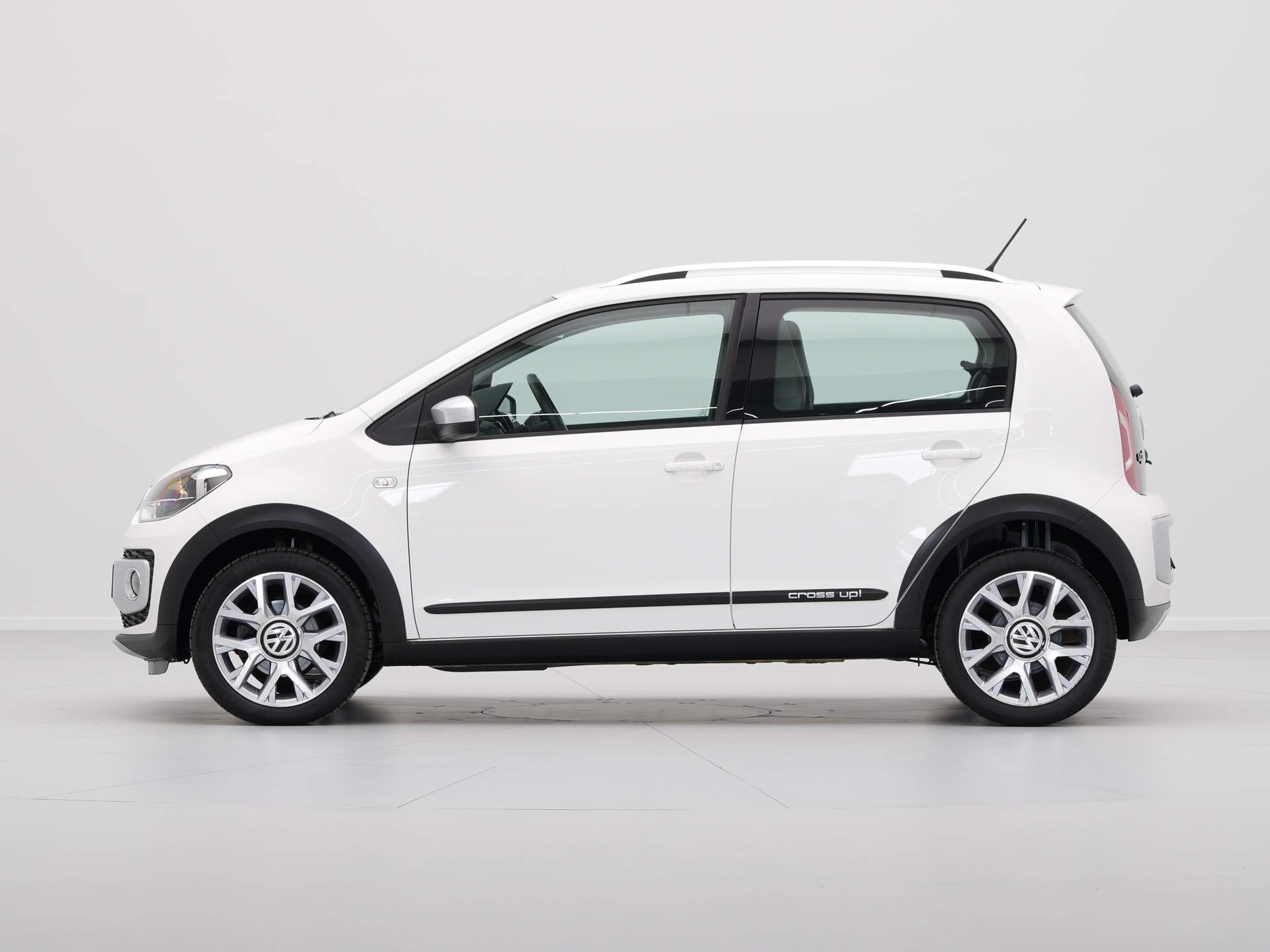 Volkswagen - up! 1.0 cross up! 75pk BlueMotion - 2014