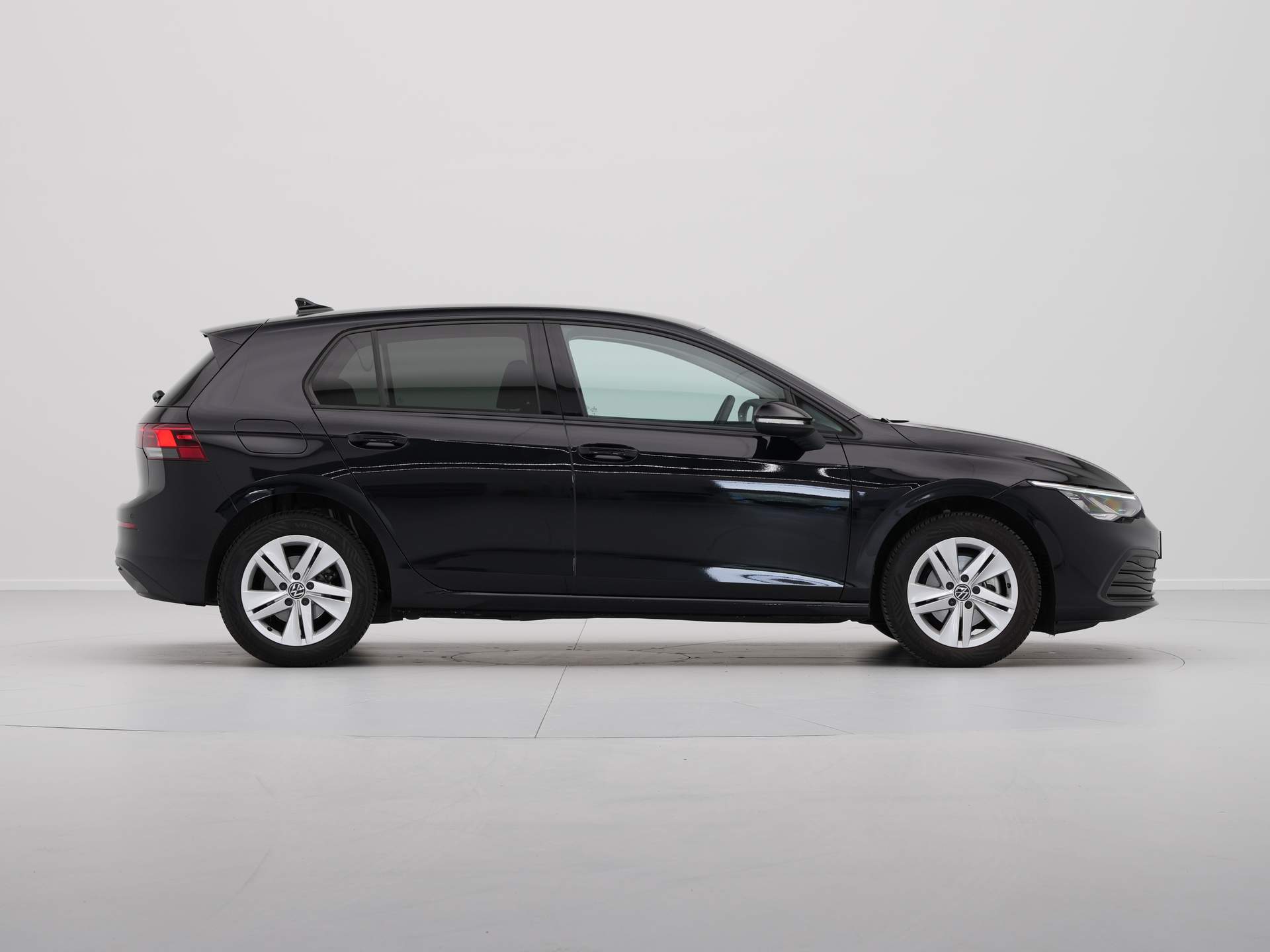 Volkswagen - Golf 1.0 TSI Life Business - 2024