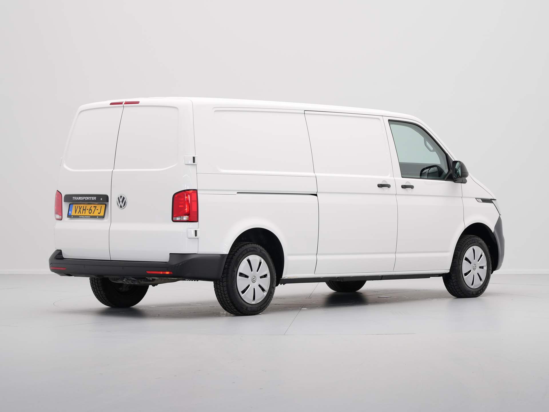 Volkswagen - Transporter 2.0 TDI L2H1 28 - 2023