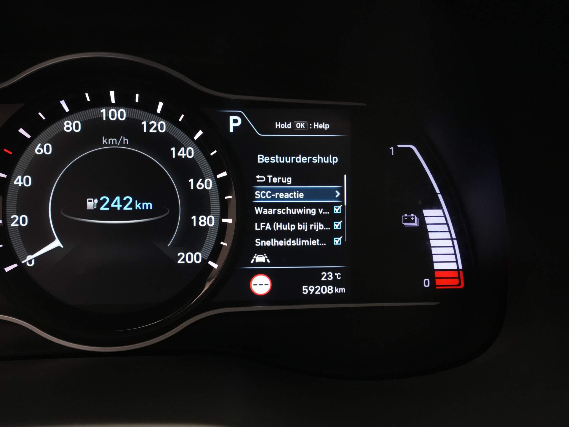 Hyundai - KONA EV Premium 64 kWh - 2019