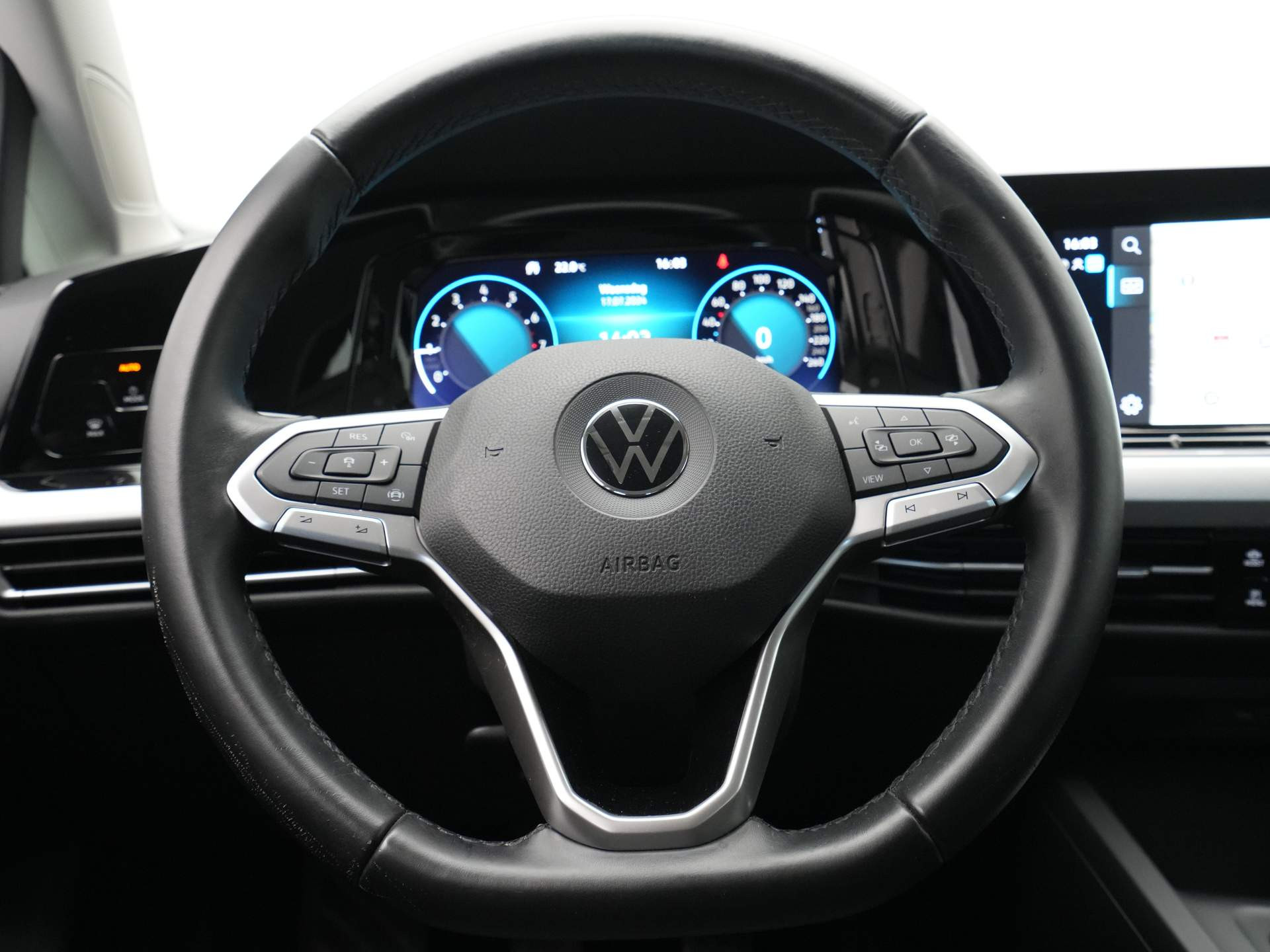 Volkswagen - Golf 1.0 TSI 110pk Life - 2020