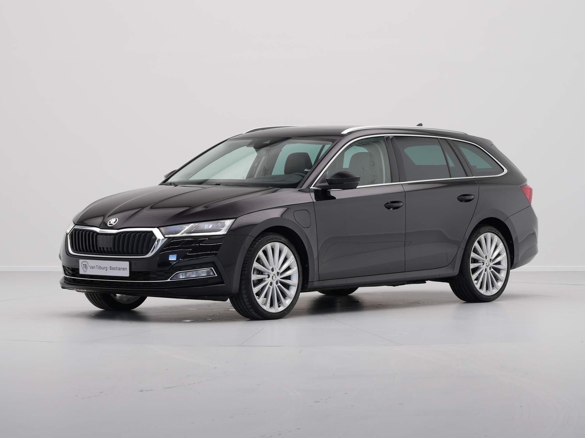 Škoda - Octavia Combi 1.4 TSI iV PHEV Business Edition - 2021