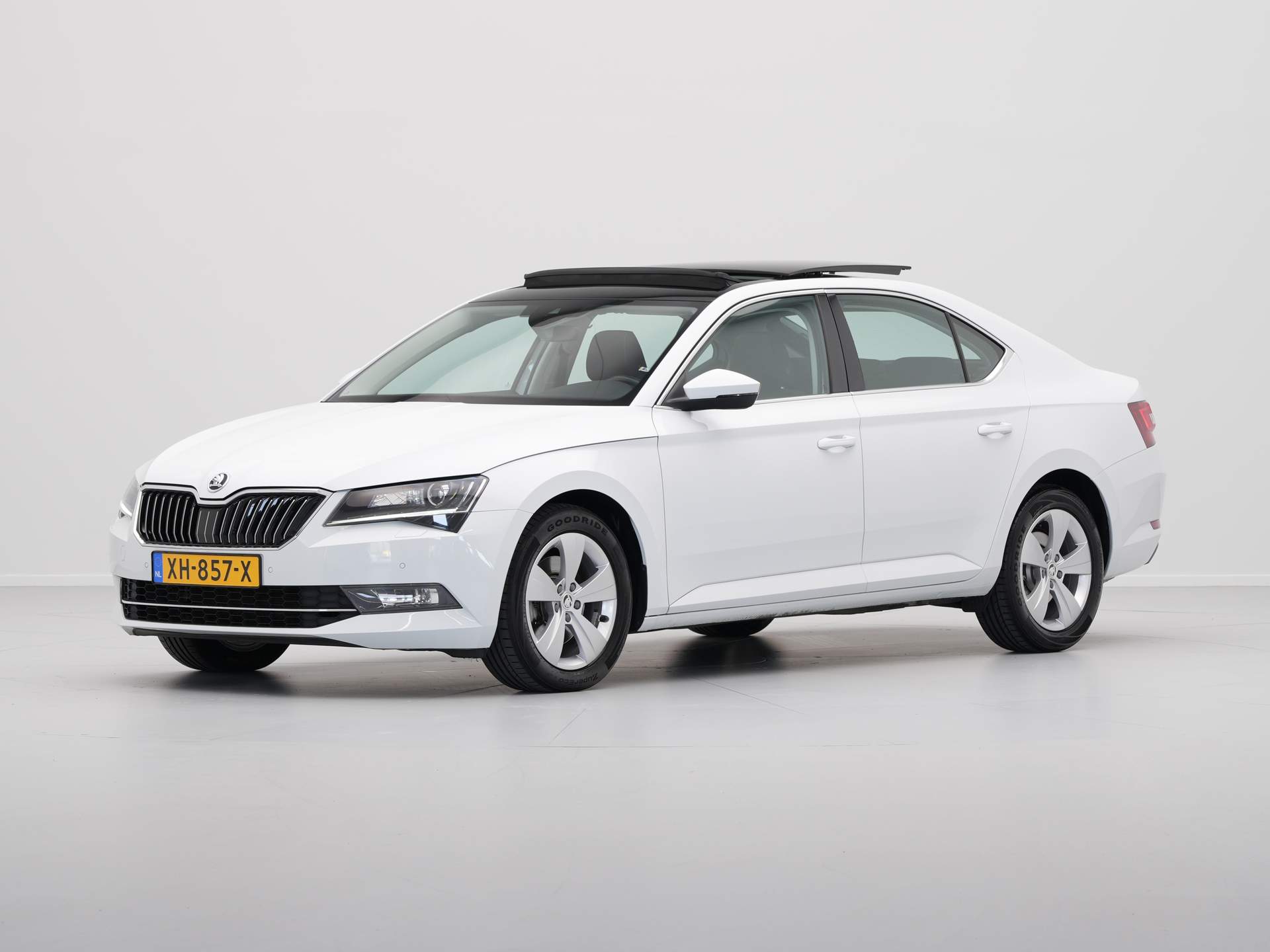 Škoda - Superb 1.5 TSI 150pk DSG Ambition Business - 2019