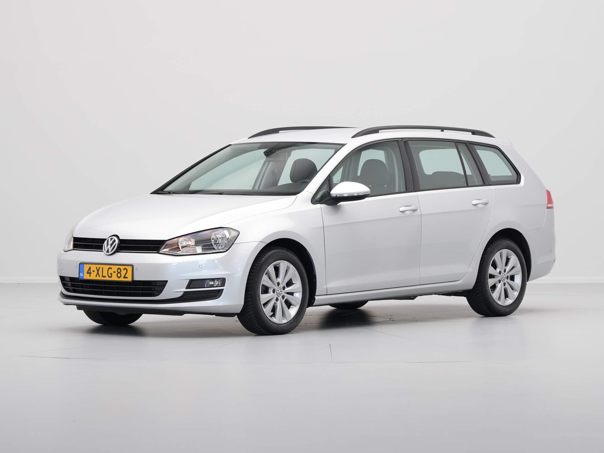 Volkswagen - GOLF Variant 1.6 TDI Comfortline - 2014