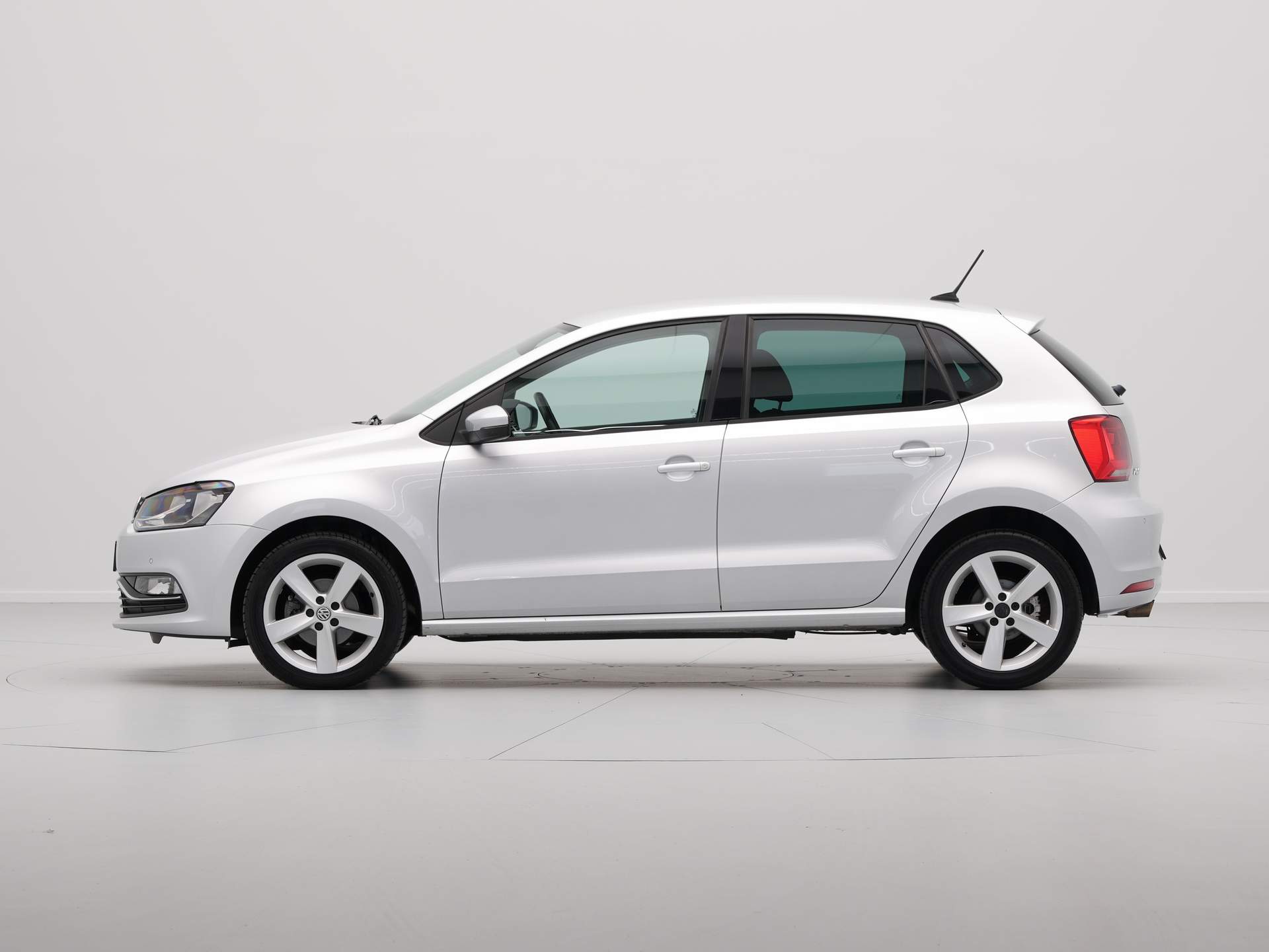 Volkswagen - Polo 1.2 TSI Highline - 2015