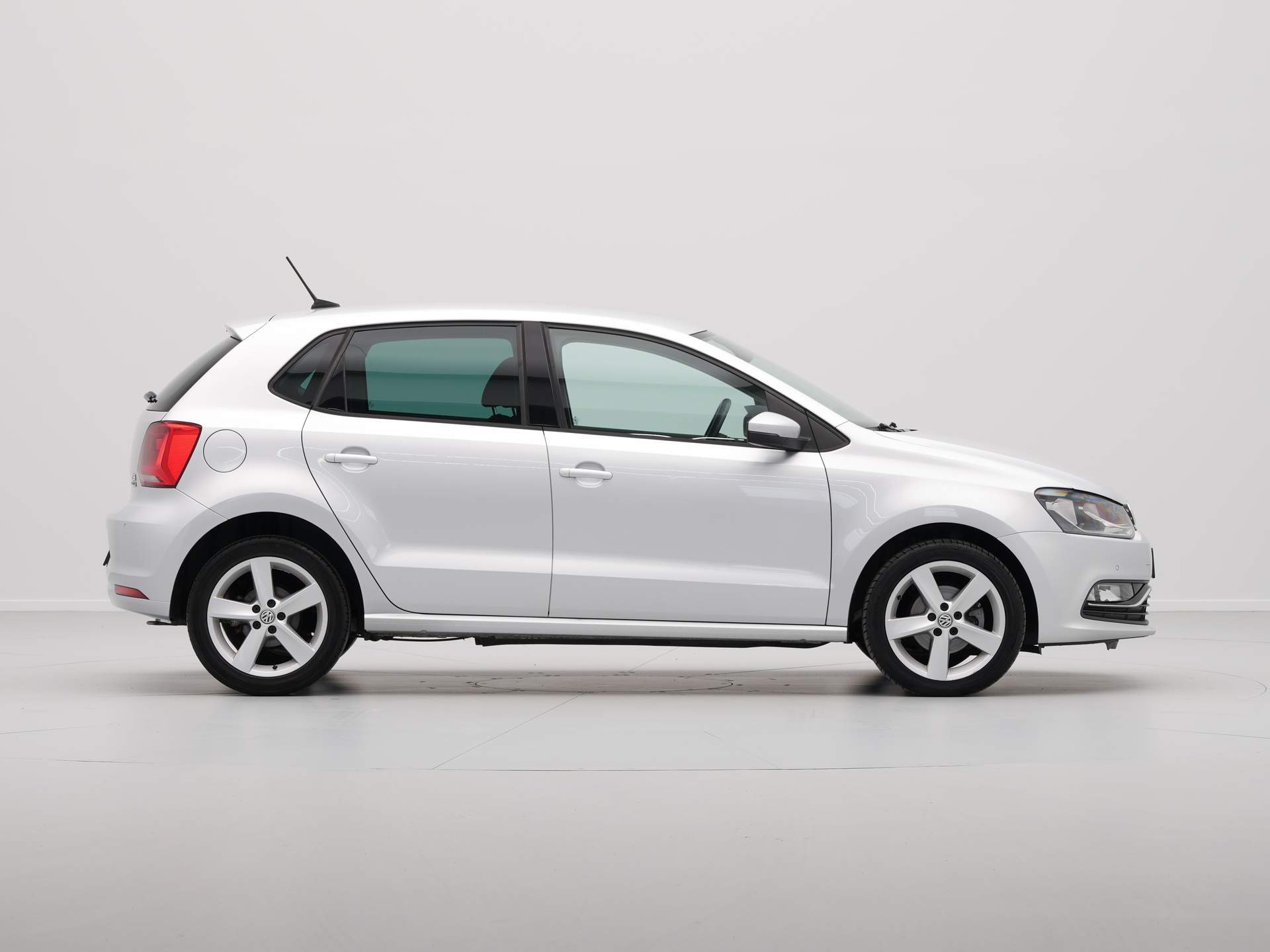 Volkswagen - Polo 1.2 TSI Highline - 2015