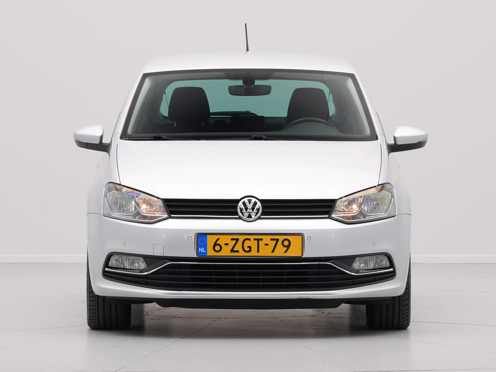 Volkswagen - Polo 1.2 TSI Highline - 2015