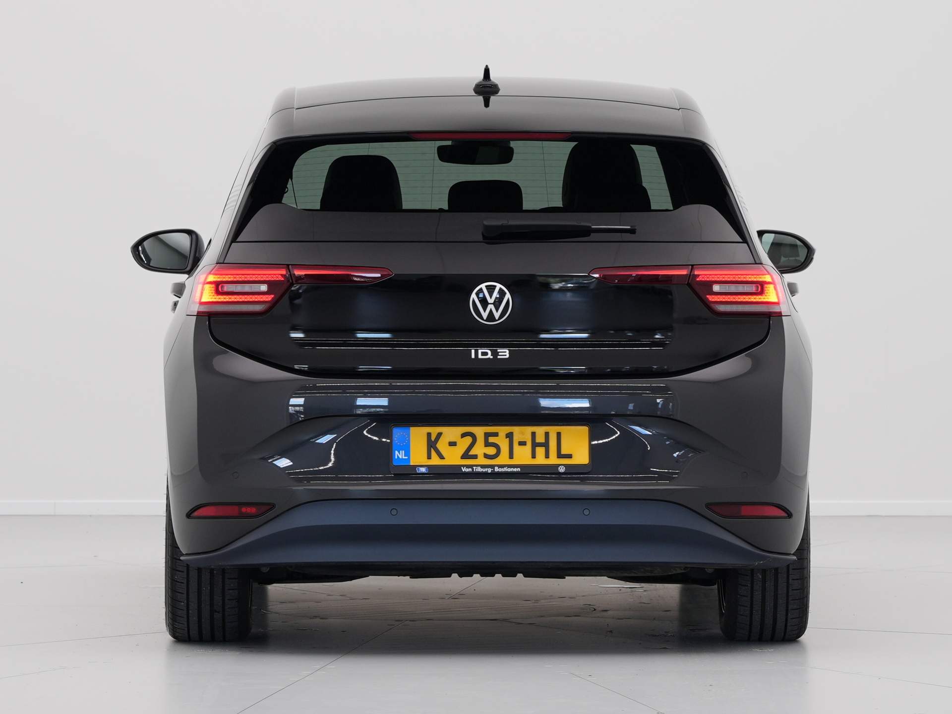 Volkswagen - ID.3 First Plus 58 kWh - 2020