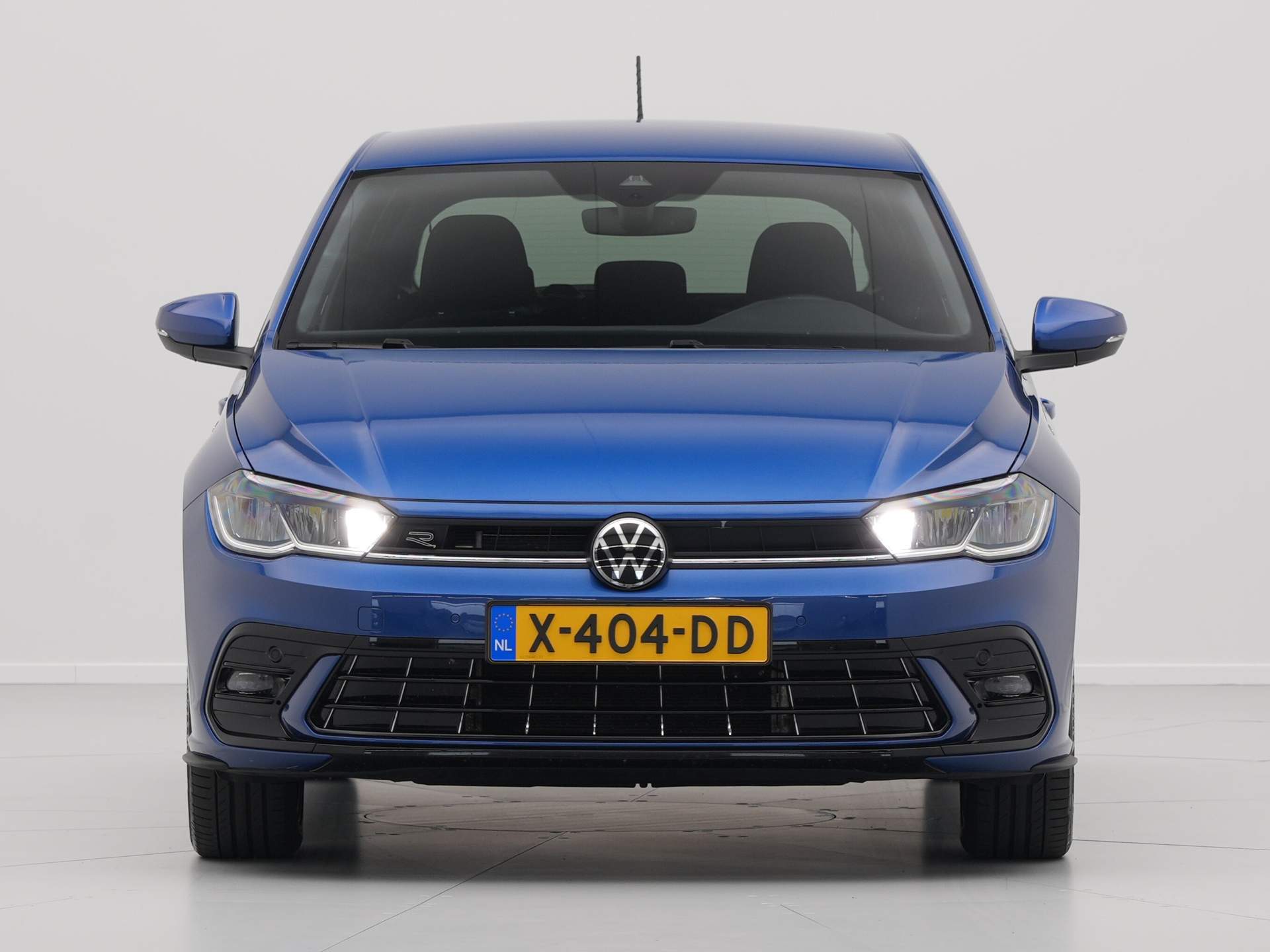 Volkswagen - Polo 1.0 TSI R-Line - 2023