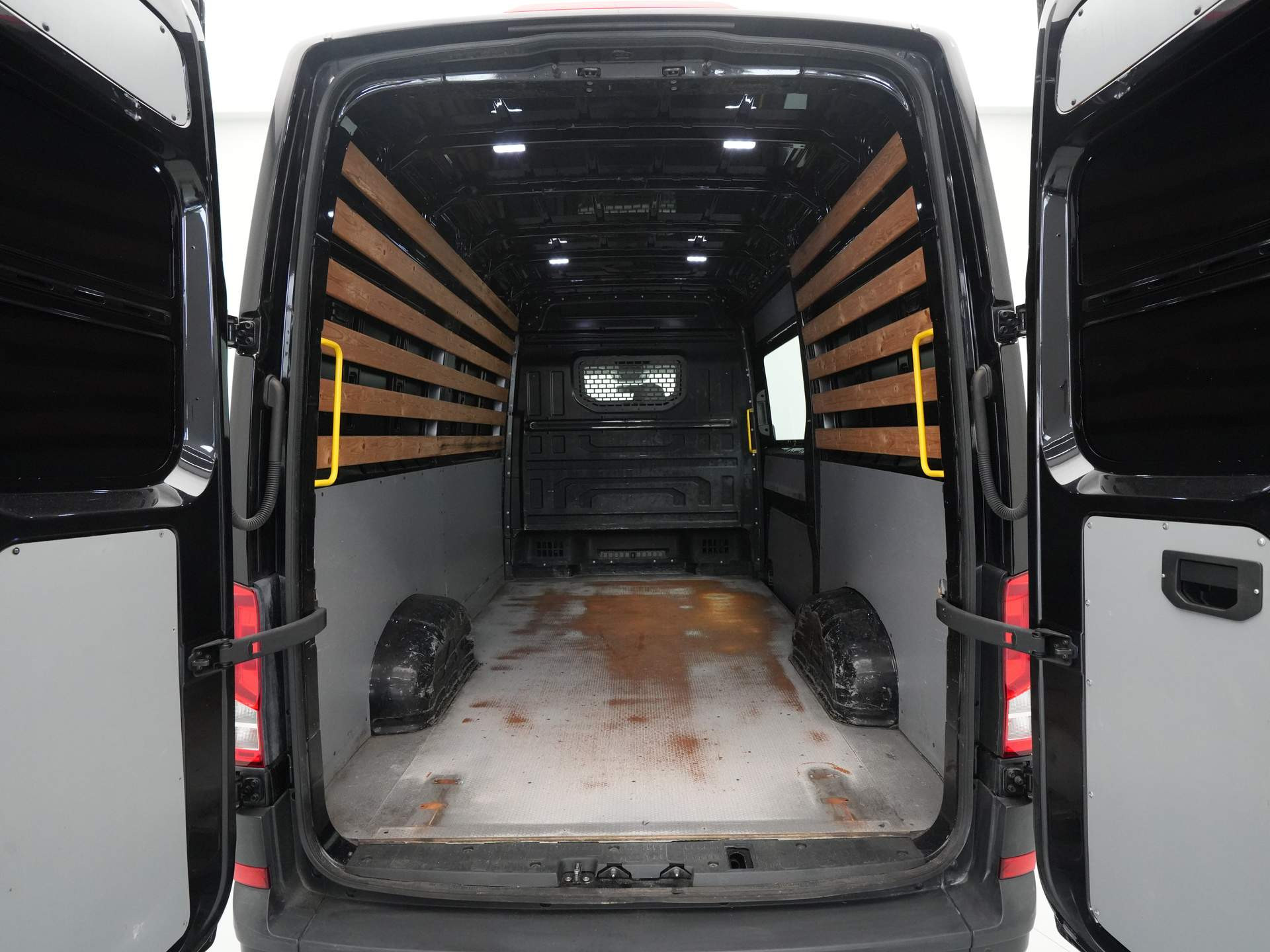 Volkswagen - Crafter 30 2.0 TDI 140pk DSG L3H3 Highline - 2018