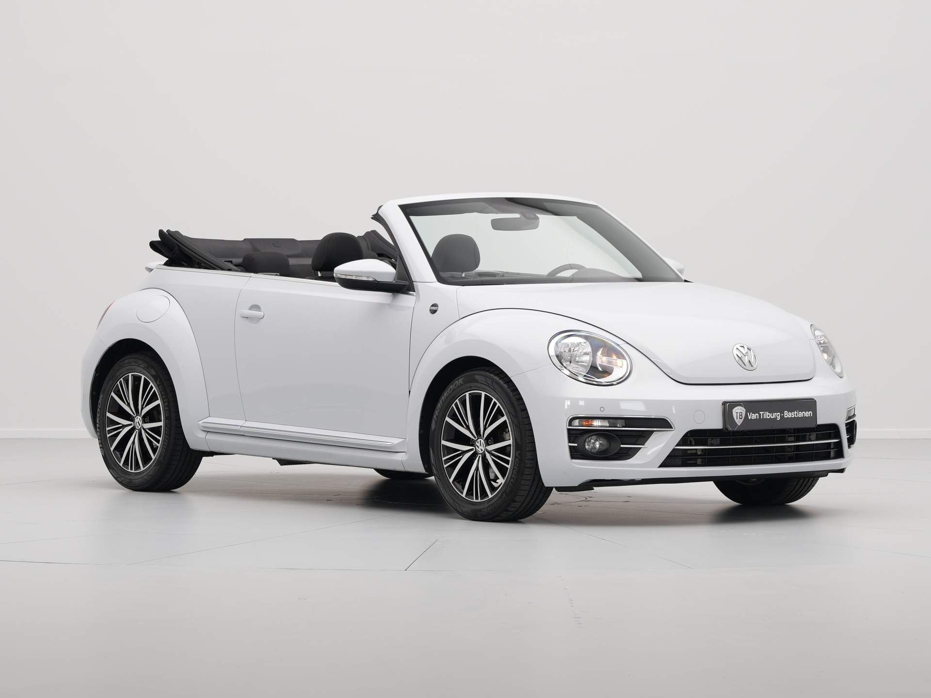 Volkswagen - Beetle Cabriolet 1.2 TSI 105pk sound - 2017