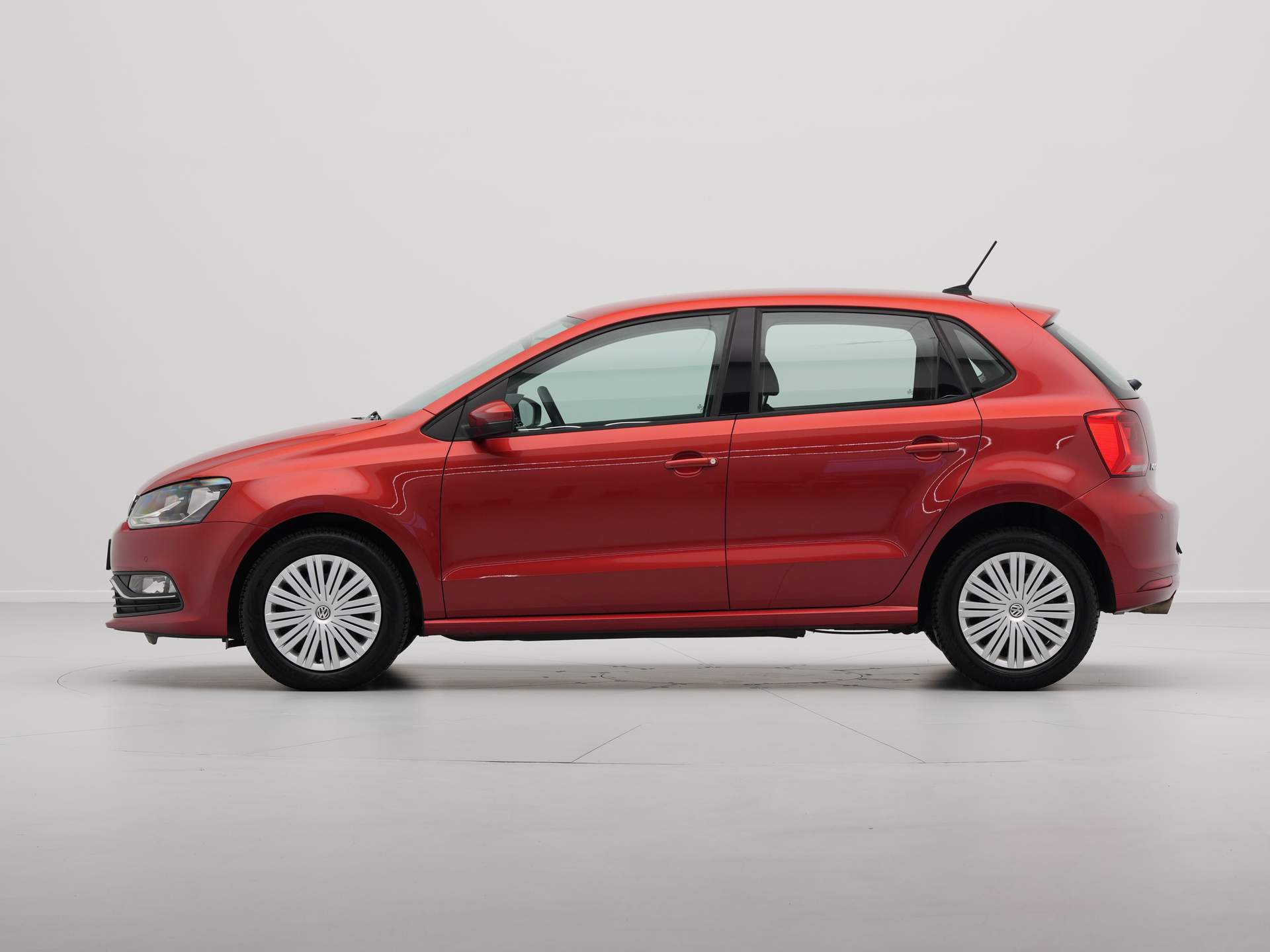 Volkswagen - Polo 1.4 TDI Comfortline - 2014