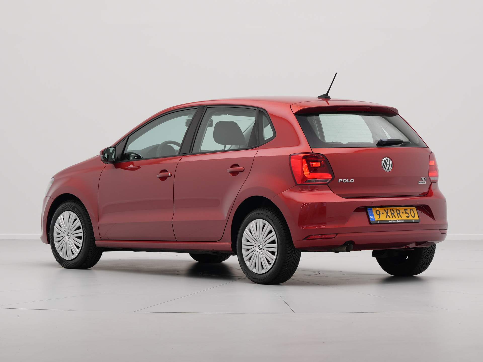 Volkswagen - Polo 1.4 TDI Comfortline - 2014