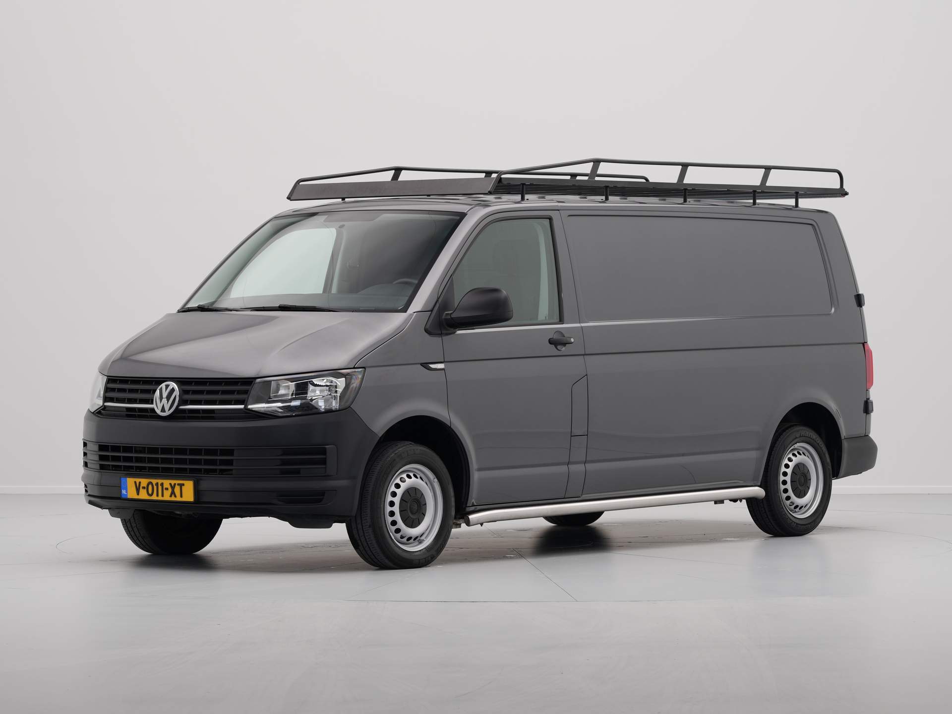 Volkswagen - Transporter 2.0 TDI 100pk L2H1 - 2019