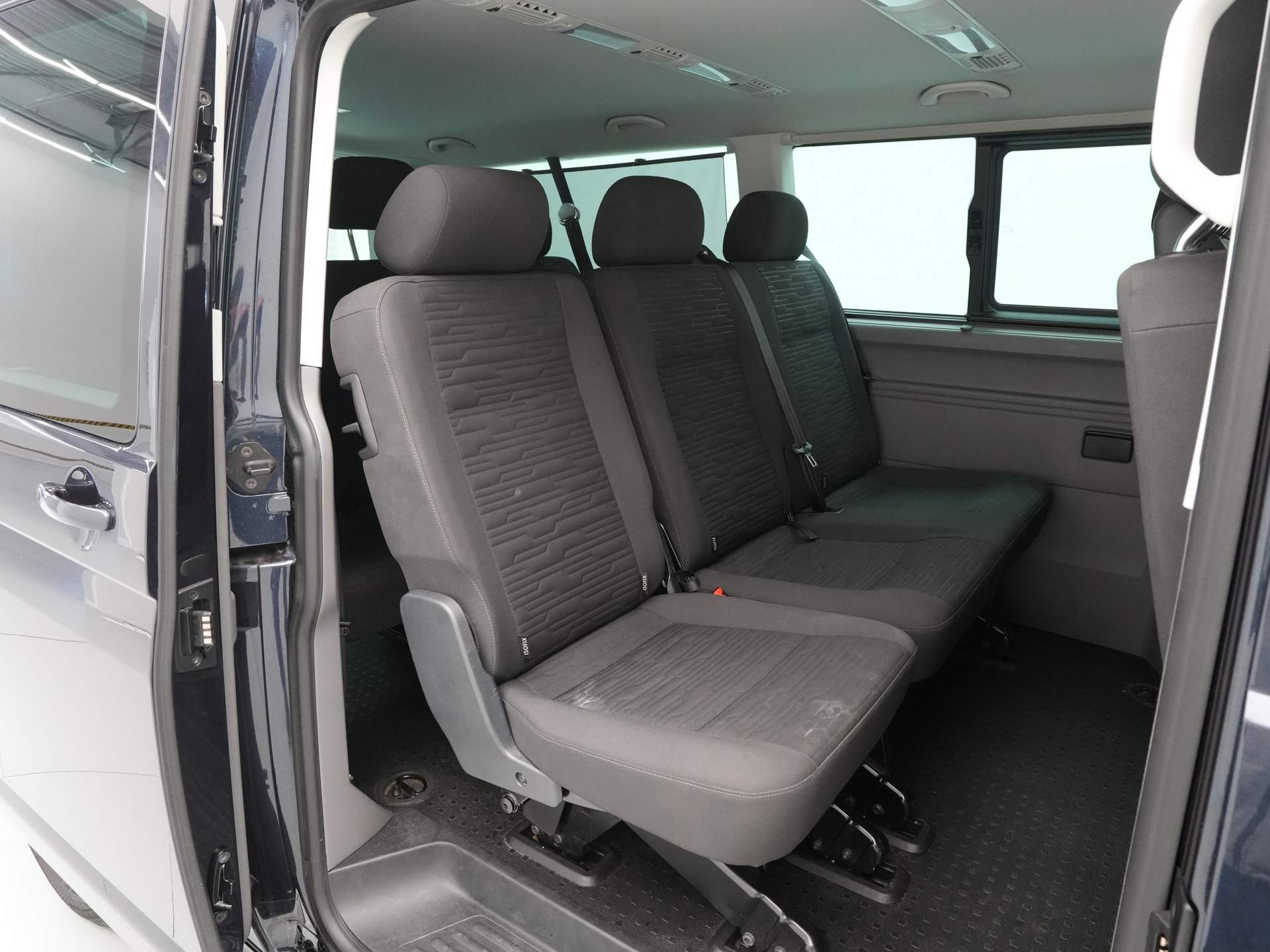 Volkswagen - Transporter Caravelle 9 Pers. 2.0 TDI 150pk DSG - 2023