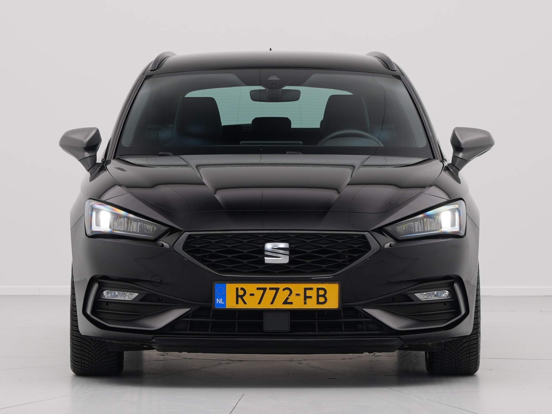 SEAT - Leon Sportstourer 1.0 eTSI DSG FR Business - 2022