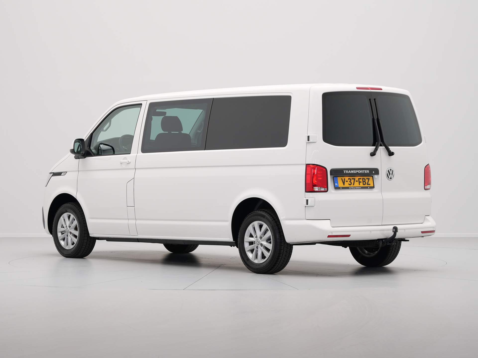 Volkswagen - Transporter 2.0 TDI L2H1 30 DC Highline - 2024