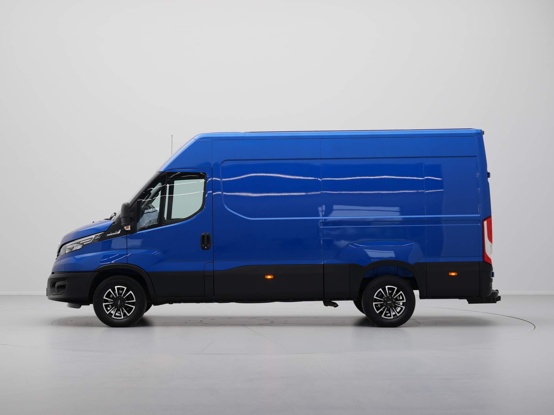 Iveco - Daily 35S14V 2.3 352 H3 L - 2020