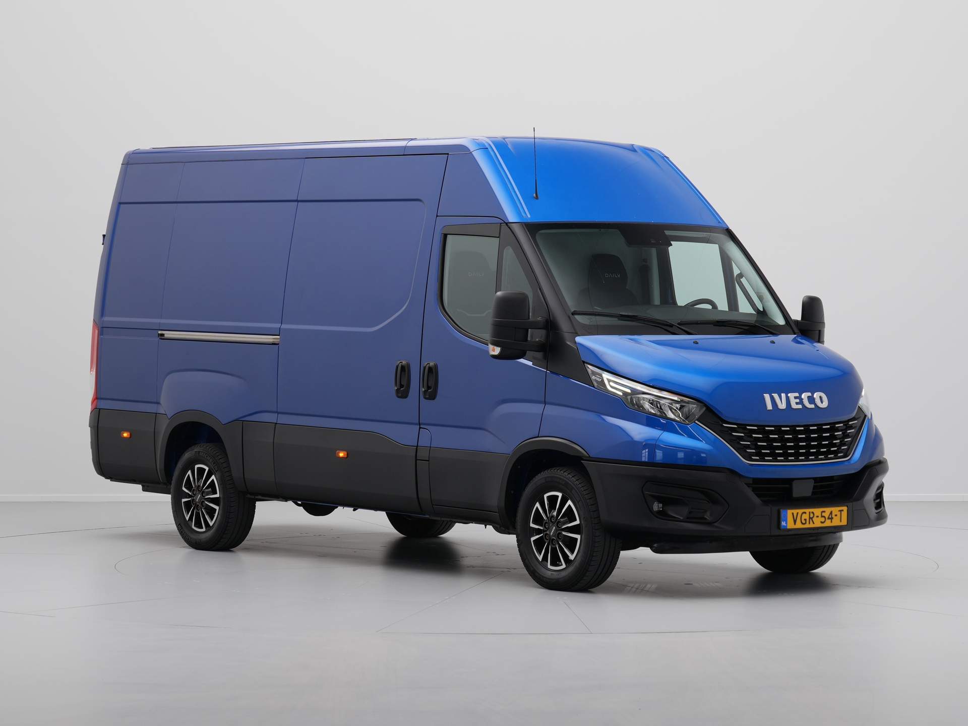 Iveco - Daily 35S14V 2.3 352 H3 L - 2020