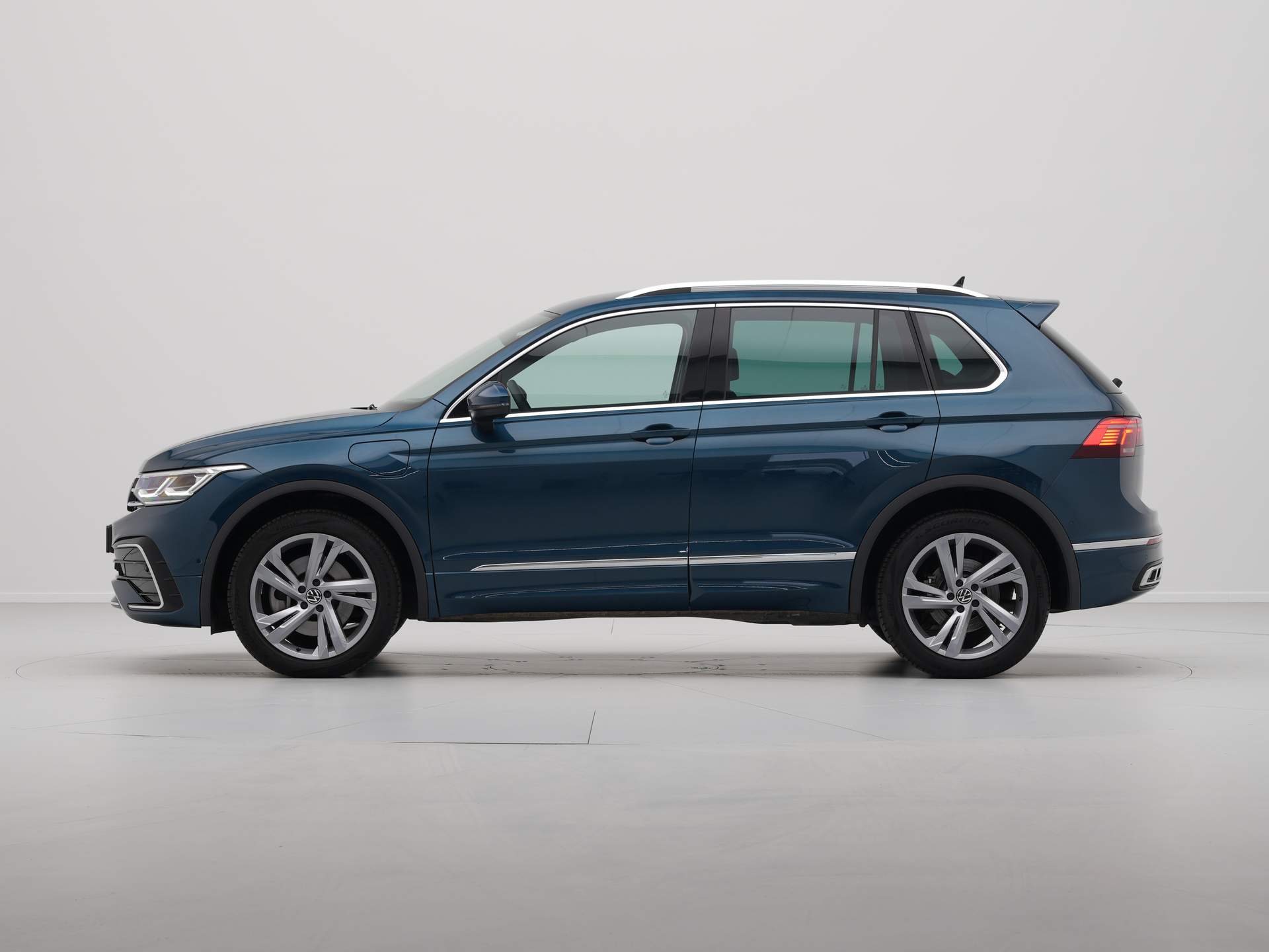 Volkswagen - Tiguan 1.4 TSI 245pk eHybrid R Line Business - 2023