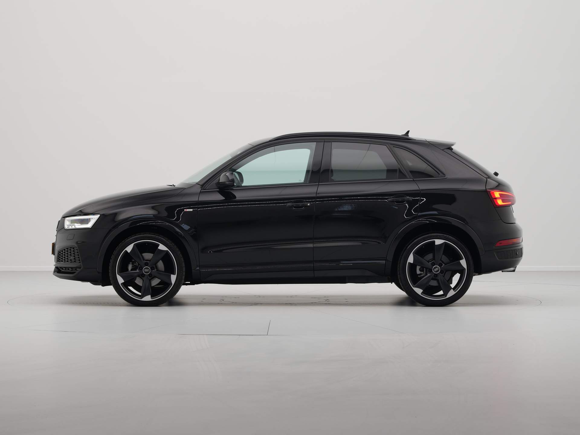 Audi - Q3 1.4 TFSI CoD 150pk S-Tronic S-Line - 2018