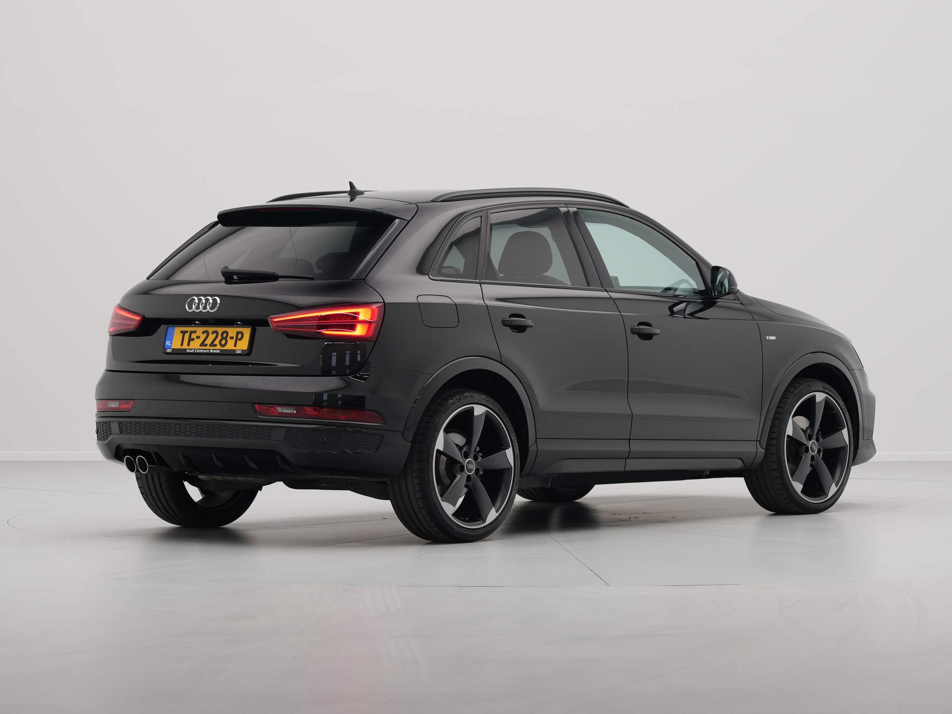 Audi - Q3 1.4 TFSI CoD 150pk S-Tronic S-Line - 2018