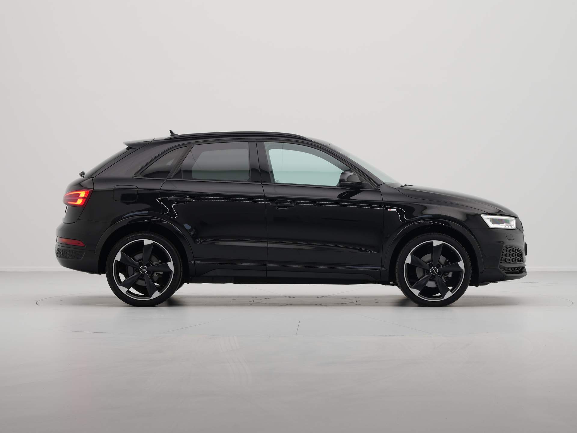 Audi - Q3 1.4 TFSI CoD 150pk S-Tronic S-Line - 2018