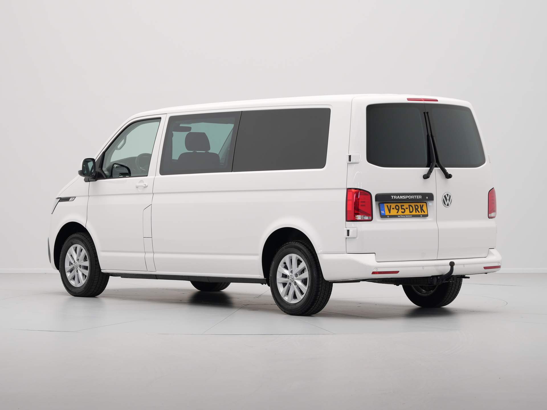 Volkswagen - Transporter 2.0 TDI L2H1 30 DC Highline - 2024