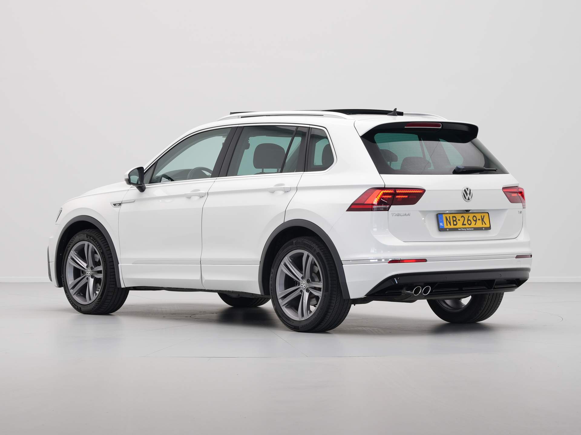 Volkswagen - Tiguan 1.4 TSI 150pk DSG Highline R-Line - 2017