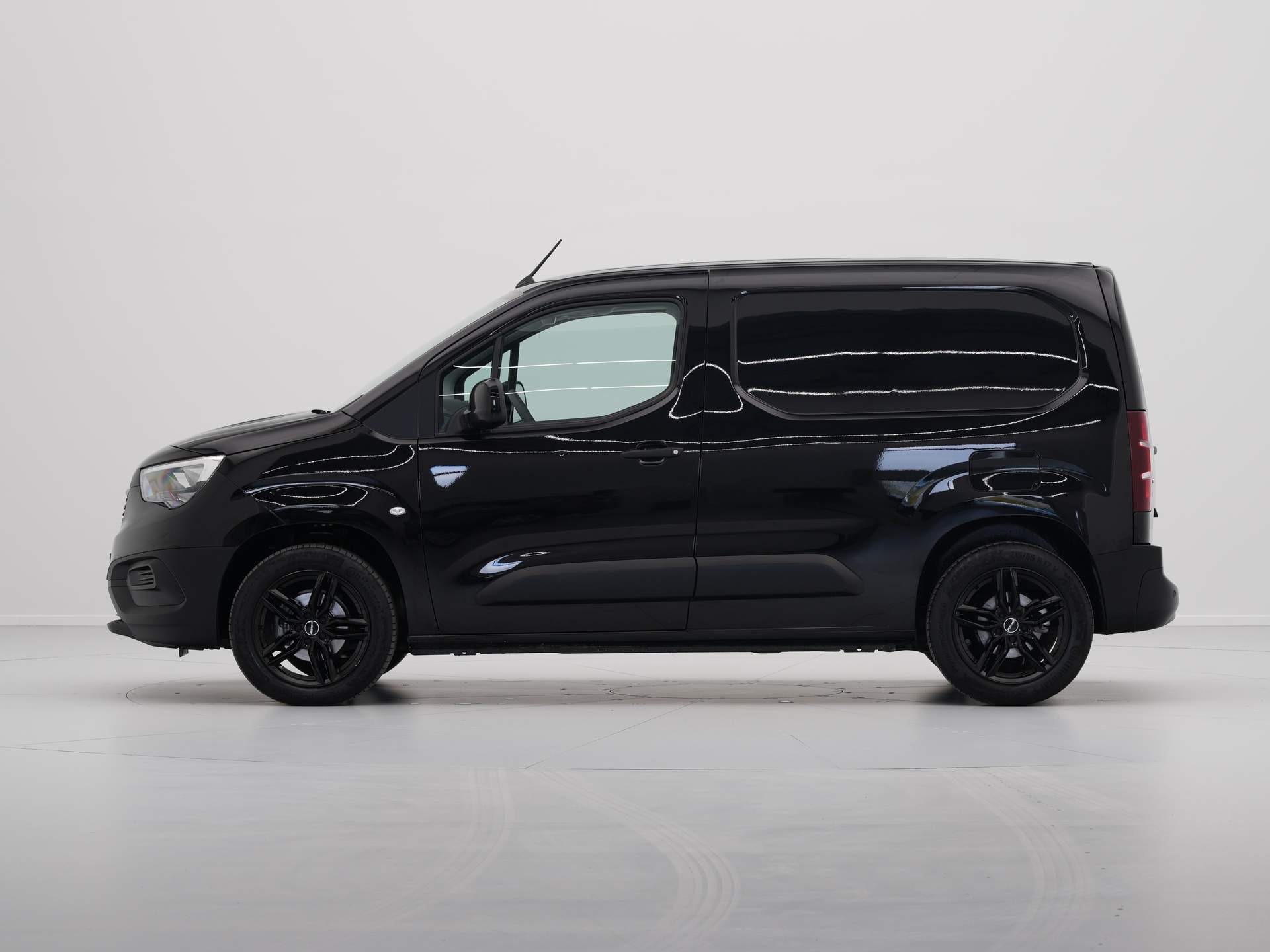 Opel - Combo 1.6D L1H1 Edition - 2019