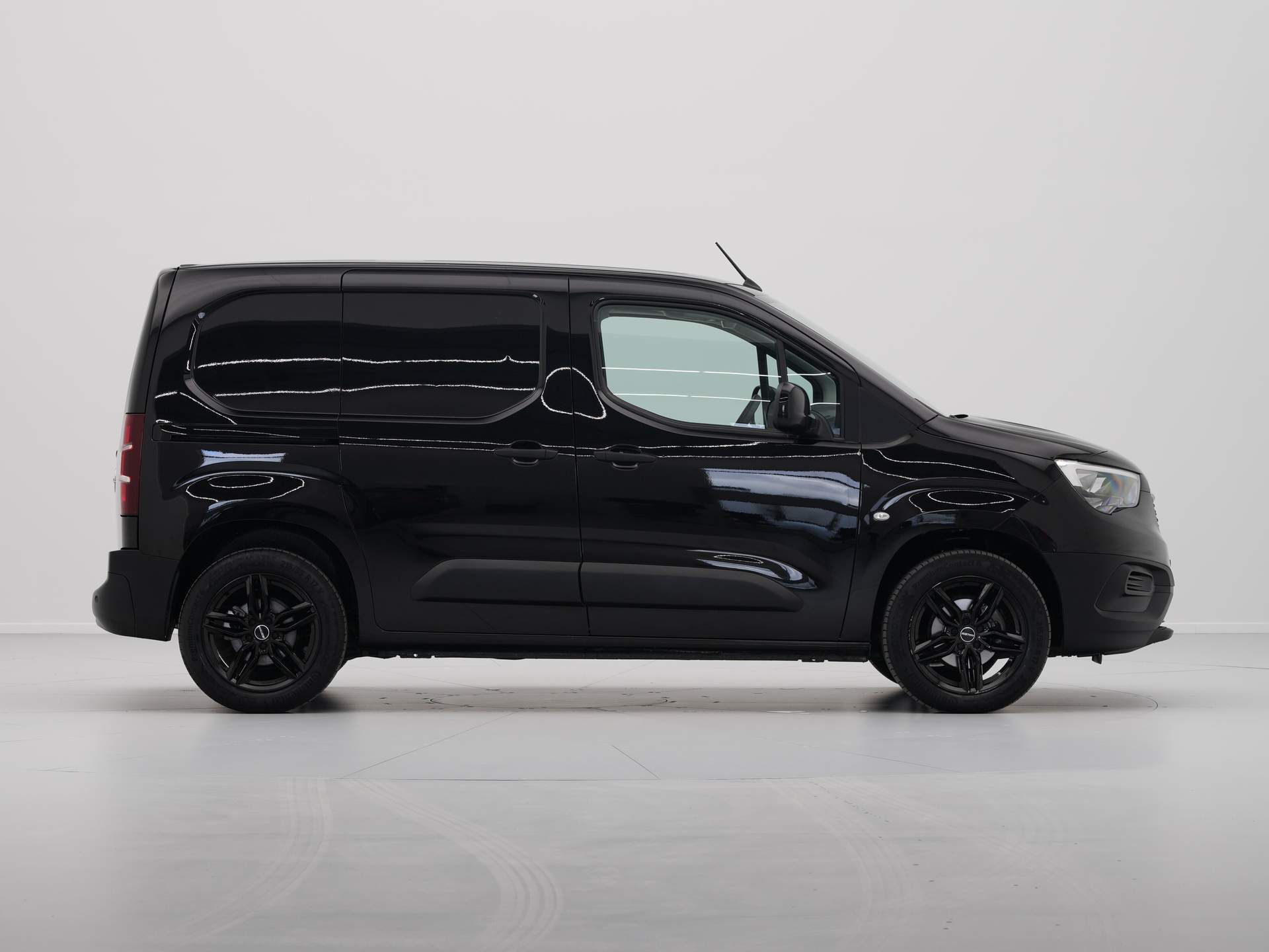 Opel - Combo 1.6D L1H1 Edition - 2019