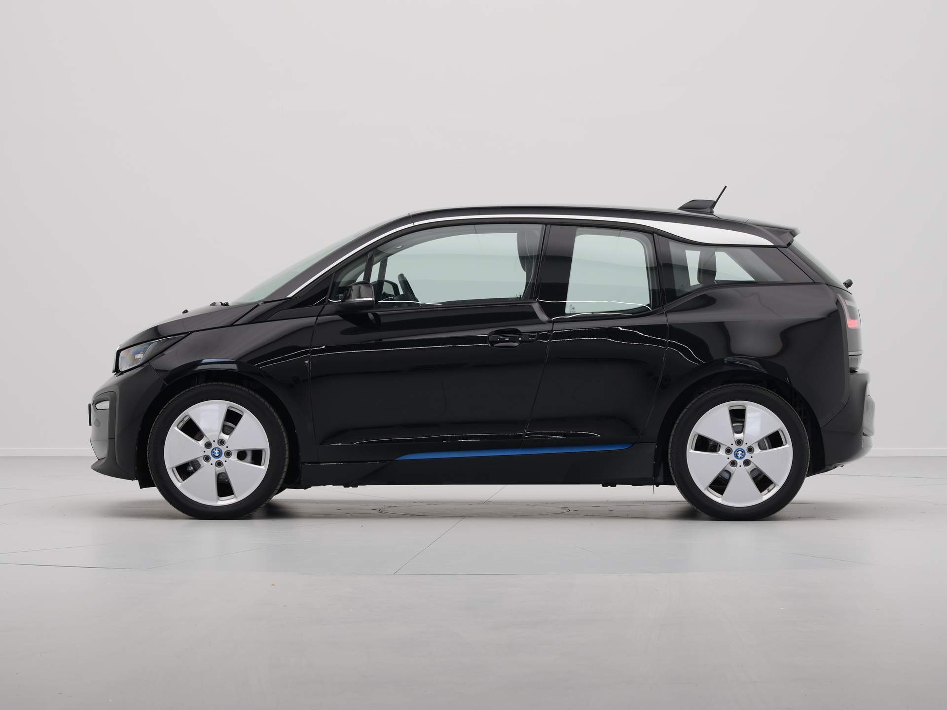 BMW - i3 Basis 120Ah 42 kWh - 2019