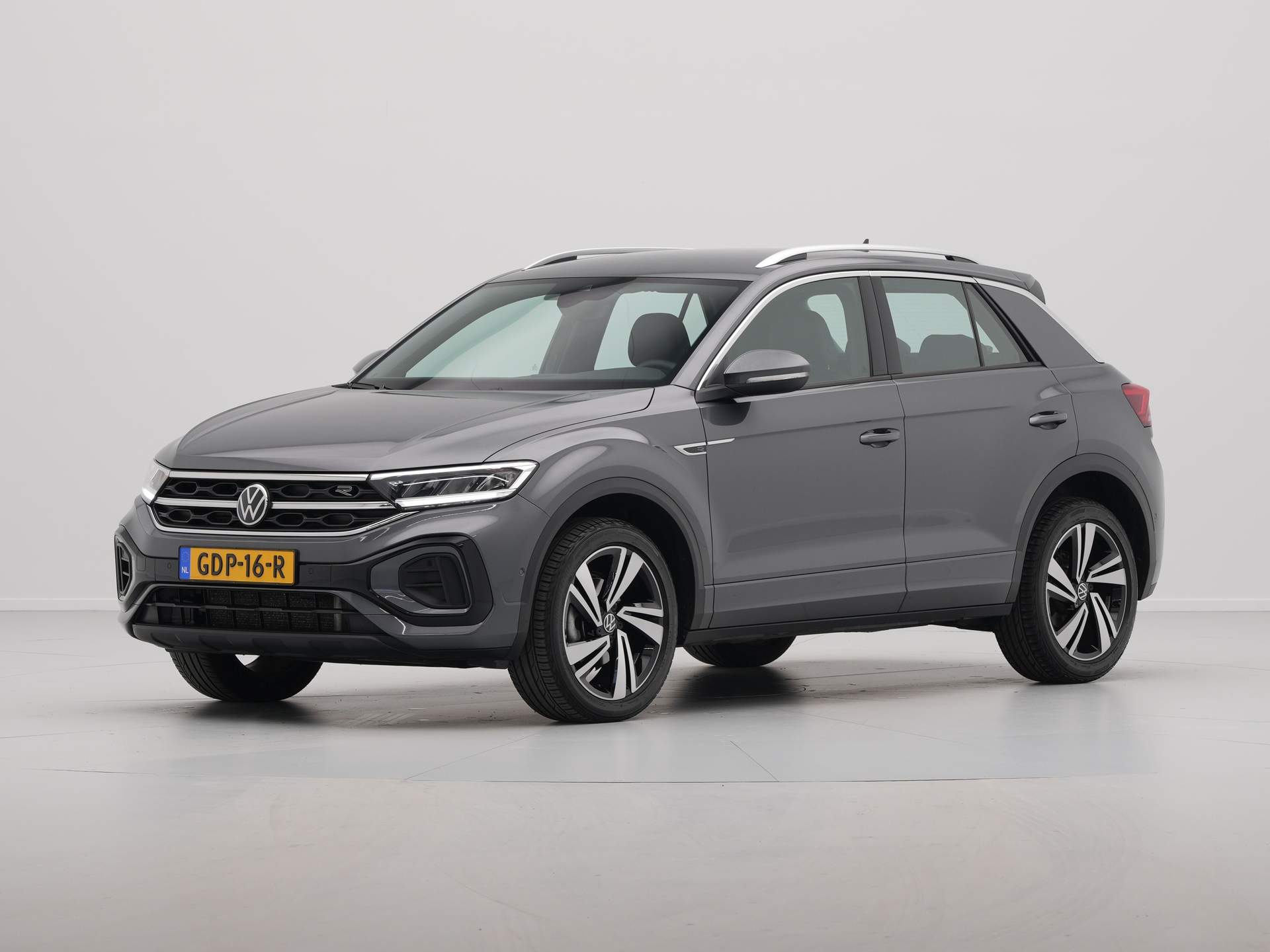 Volkswagen - T-Roc 1.5 TSI 150pk DSG R-Line - 2024