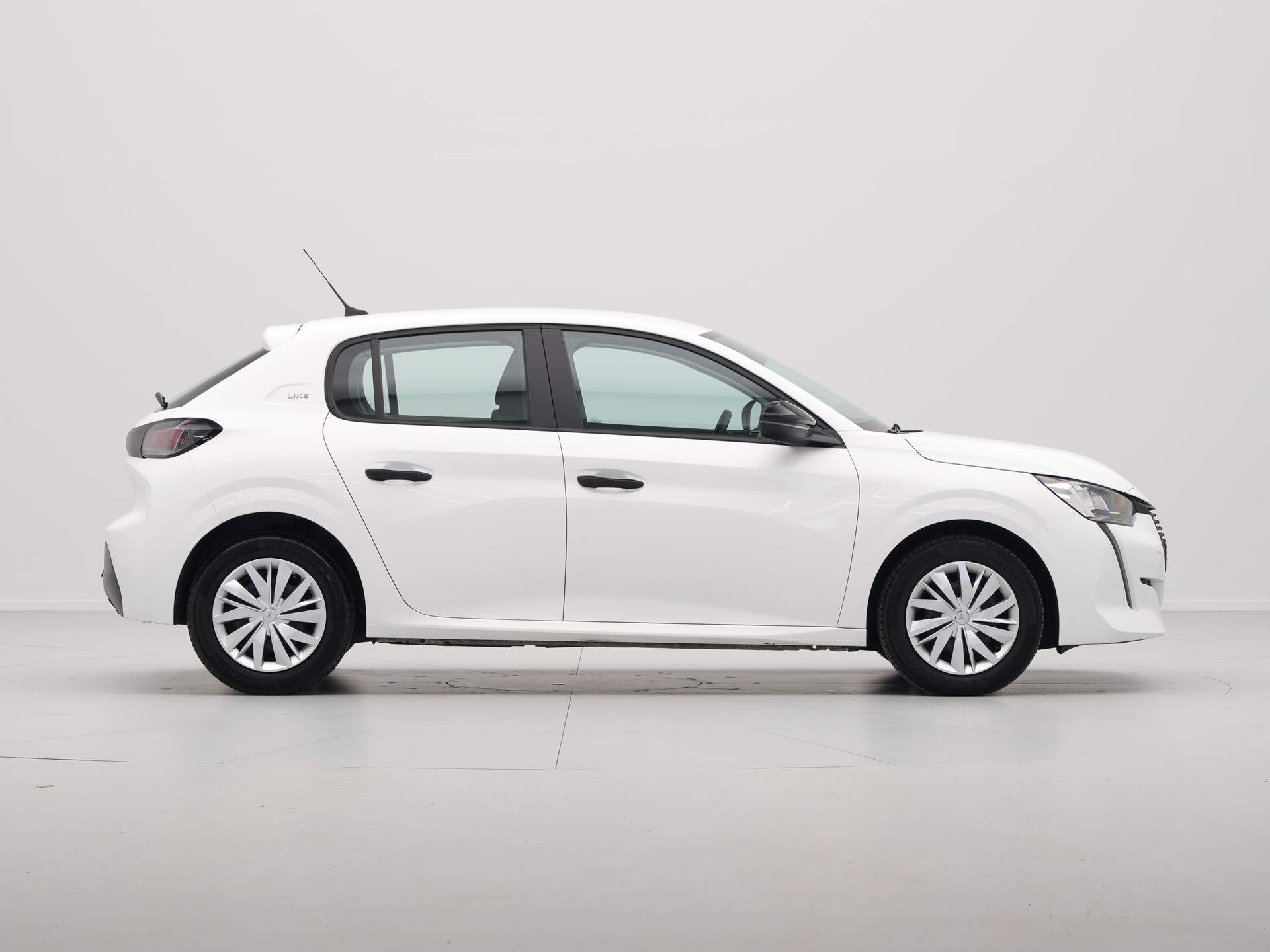 Peugeot - 208 1.2 PureTech Like - 2022