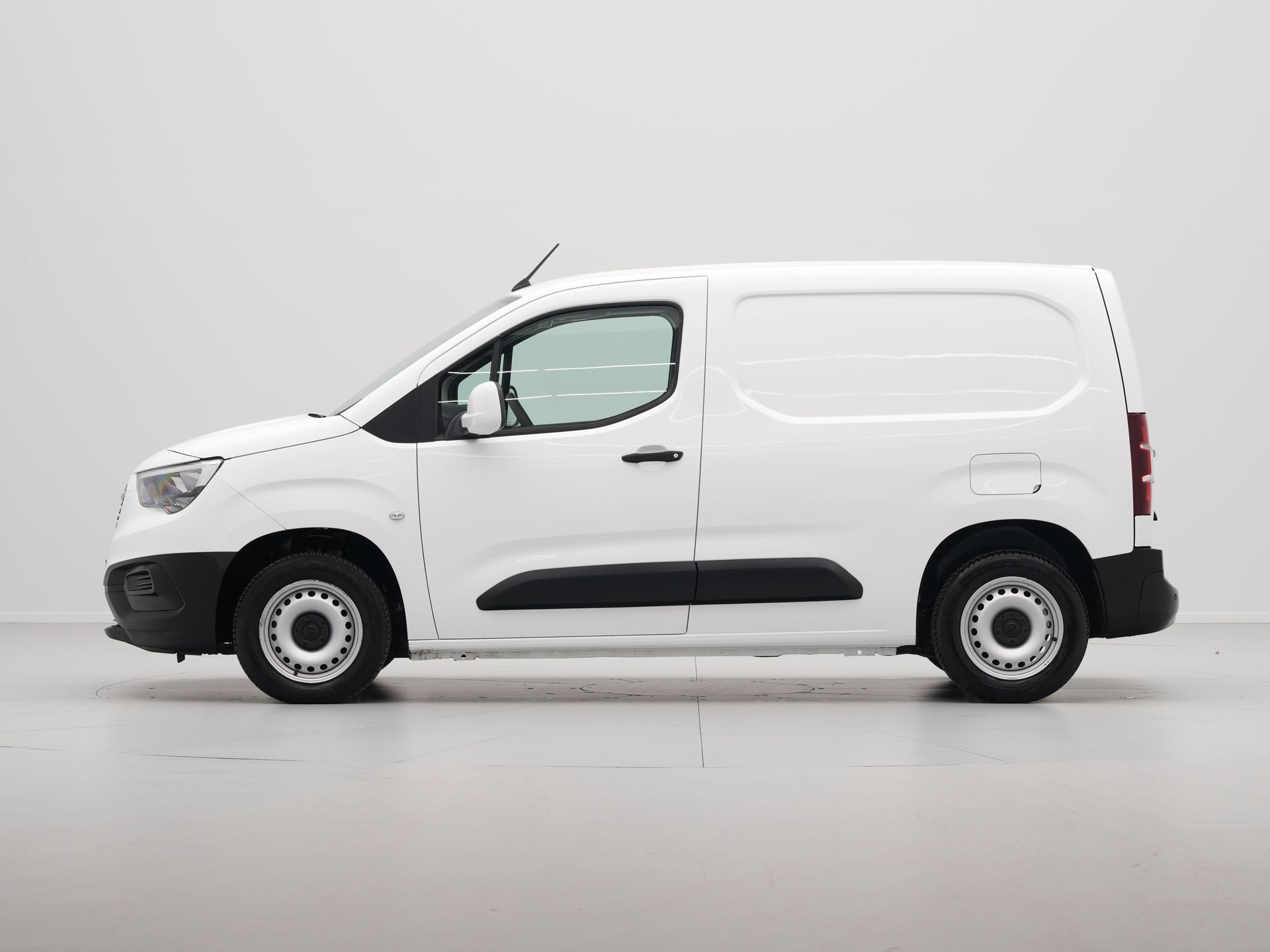 Opel - Combo 1.6D 100pk L1H1 Edition - 2019