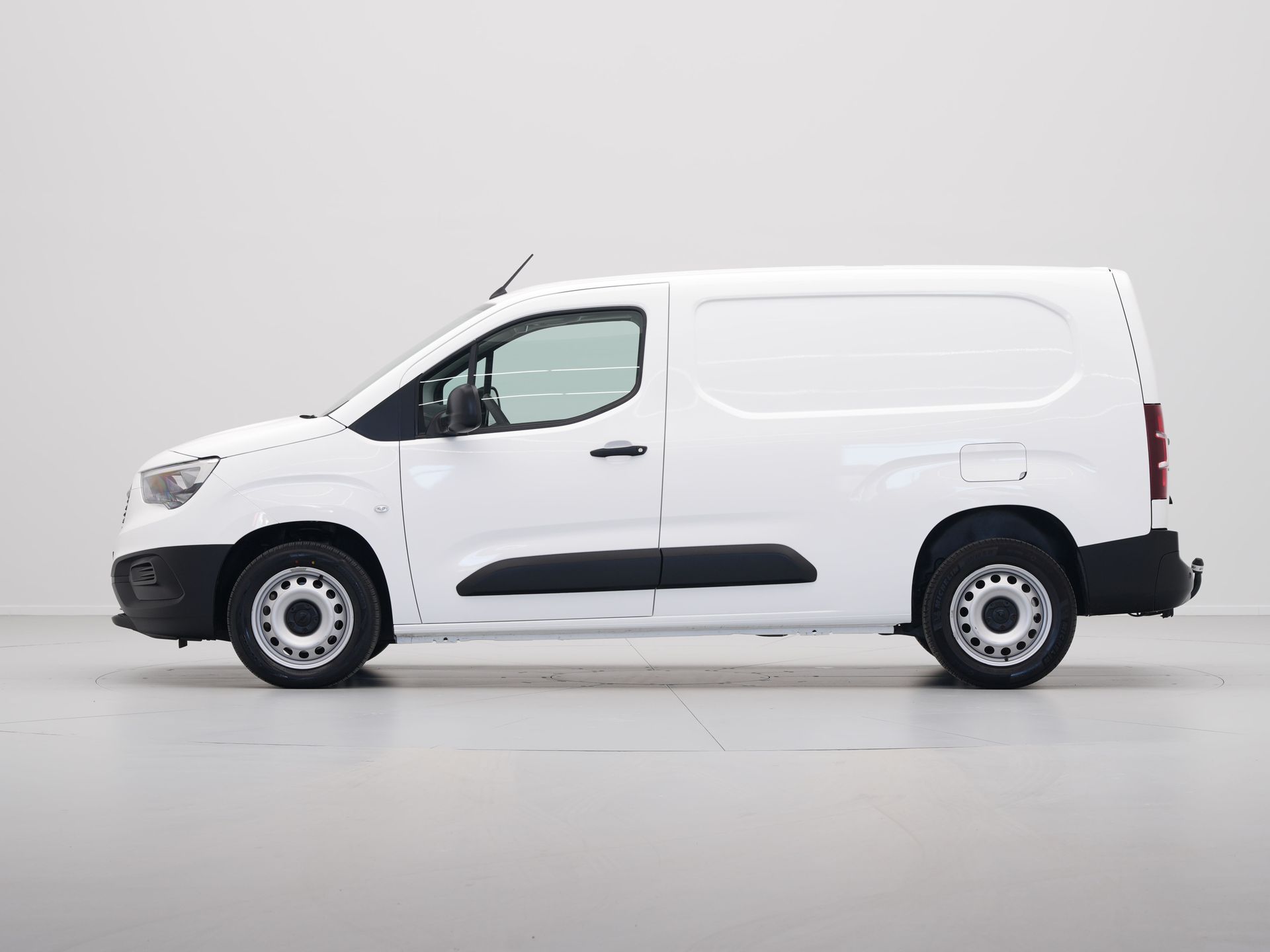 Opel - Combo 1.5D 102pk L2H1 Edition - 2022