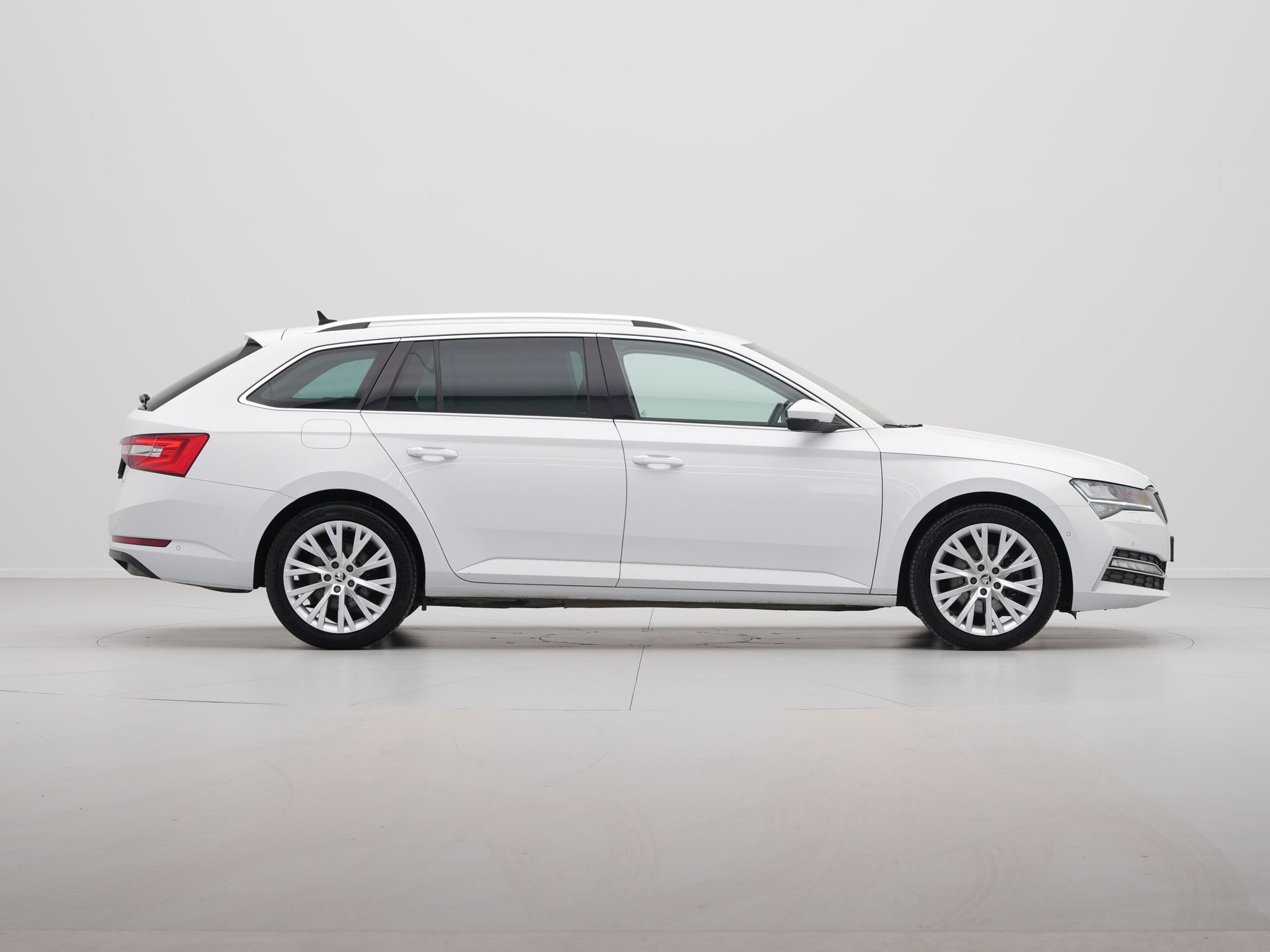 Škoda - Superb Combi 1.4 TSI iV 204pk Style - 2020