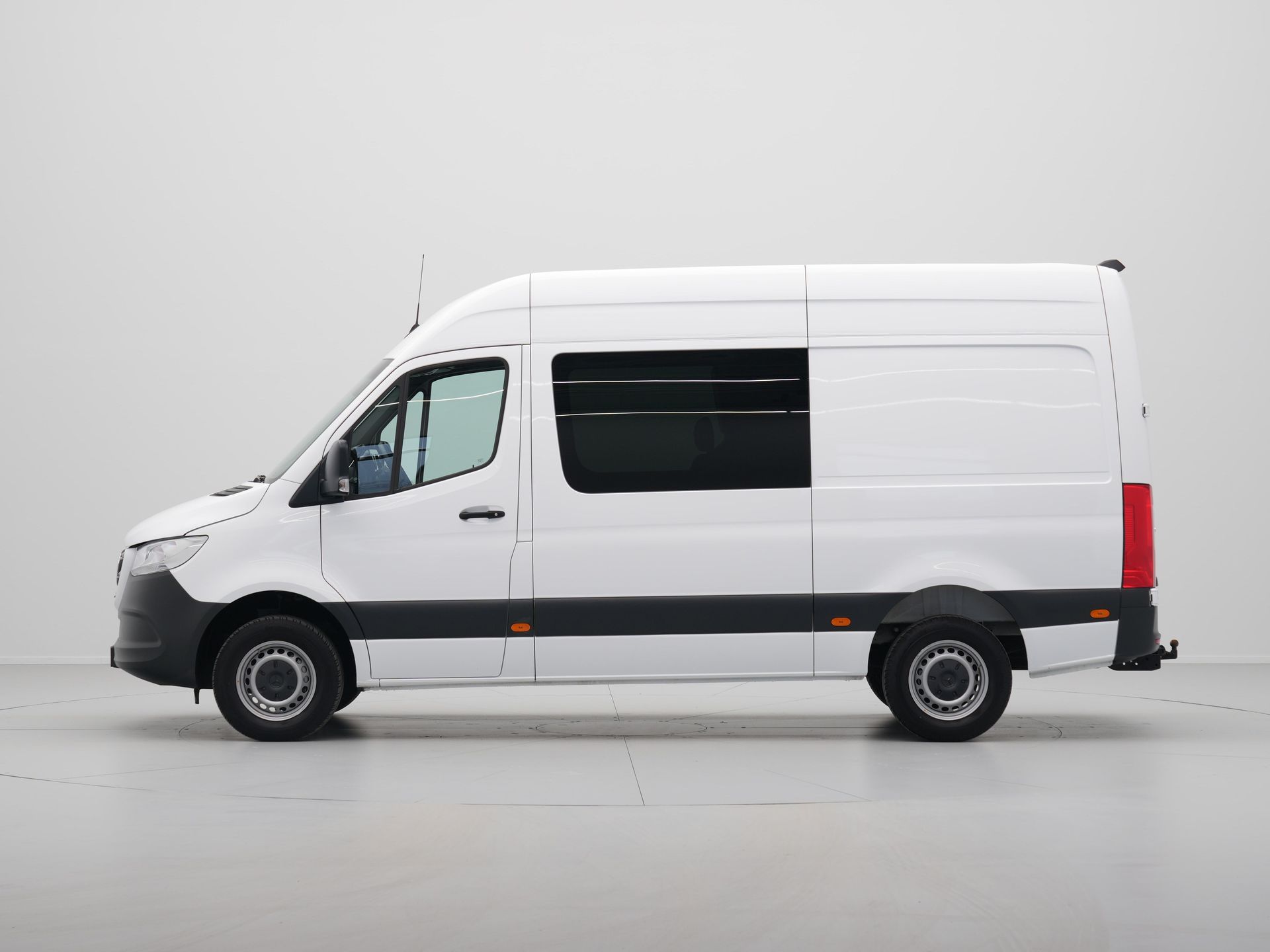 Mercedes-Benz - Sprinter 319CDI L2H2 DC - 2024