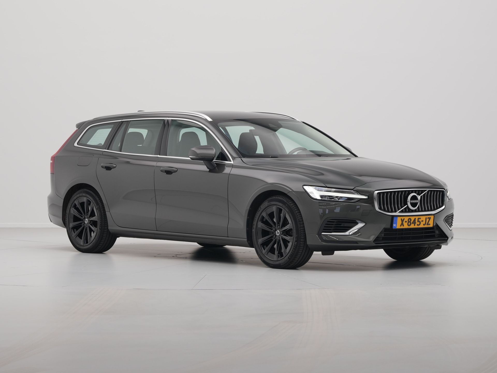 Volvo - V60 2.0 T6 Recharge AWD - 2021