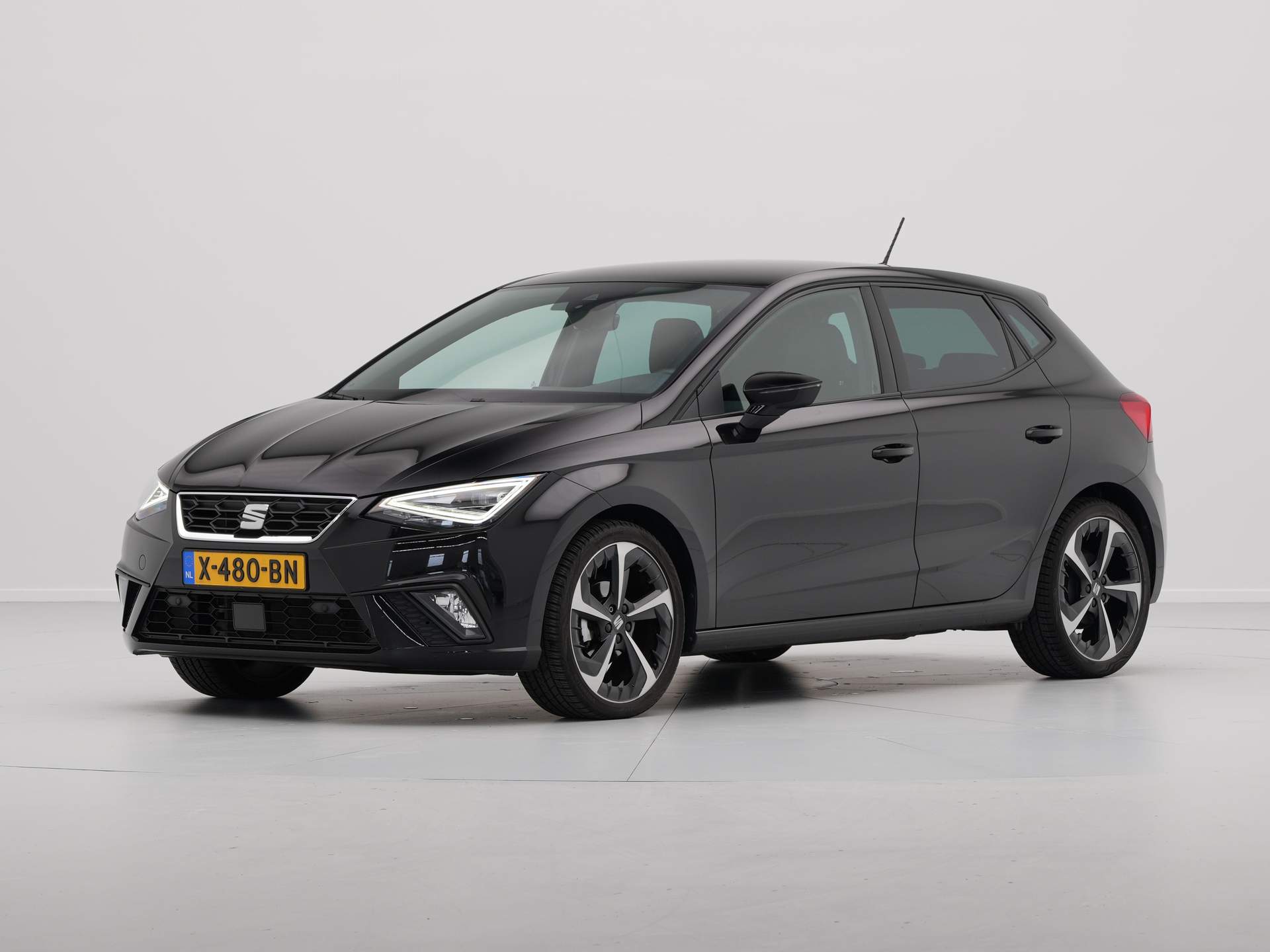 SEAT - Ibiza 1.0 EcoTSI 96pk FR Business Intense - 2023