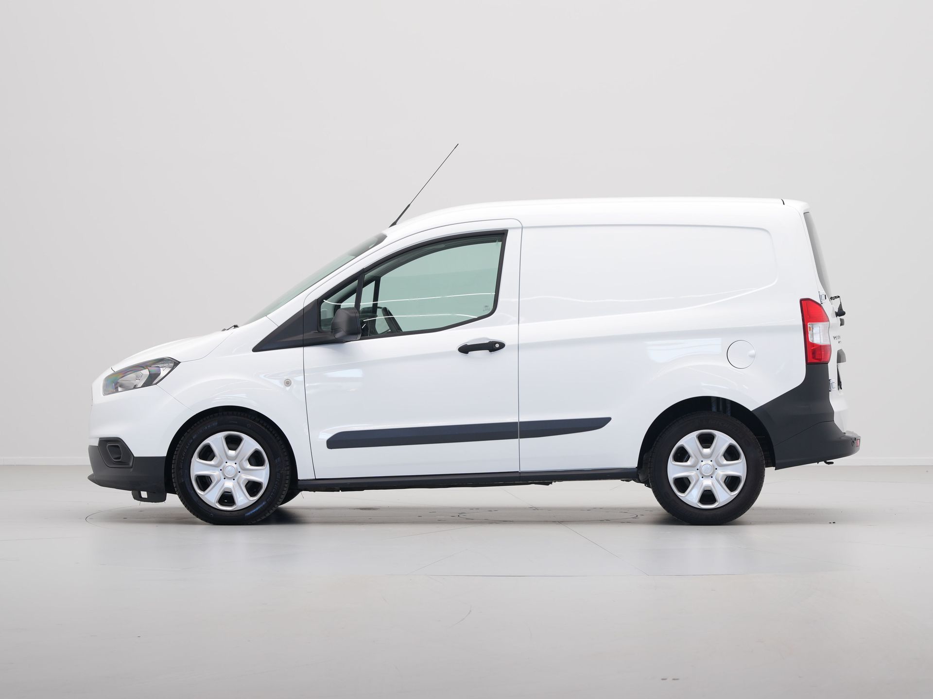 Ford - Transit Courier 1.5 TDCI Trend Duratorq S&S - 2020