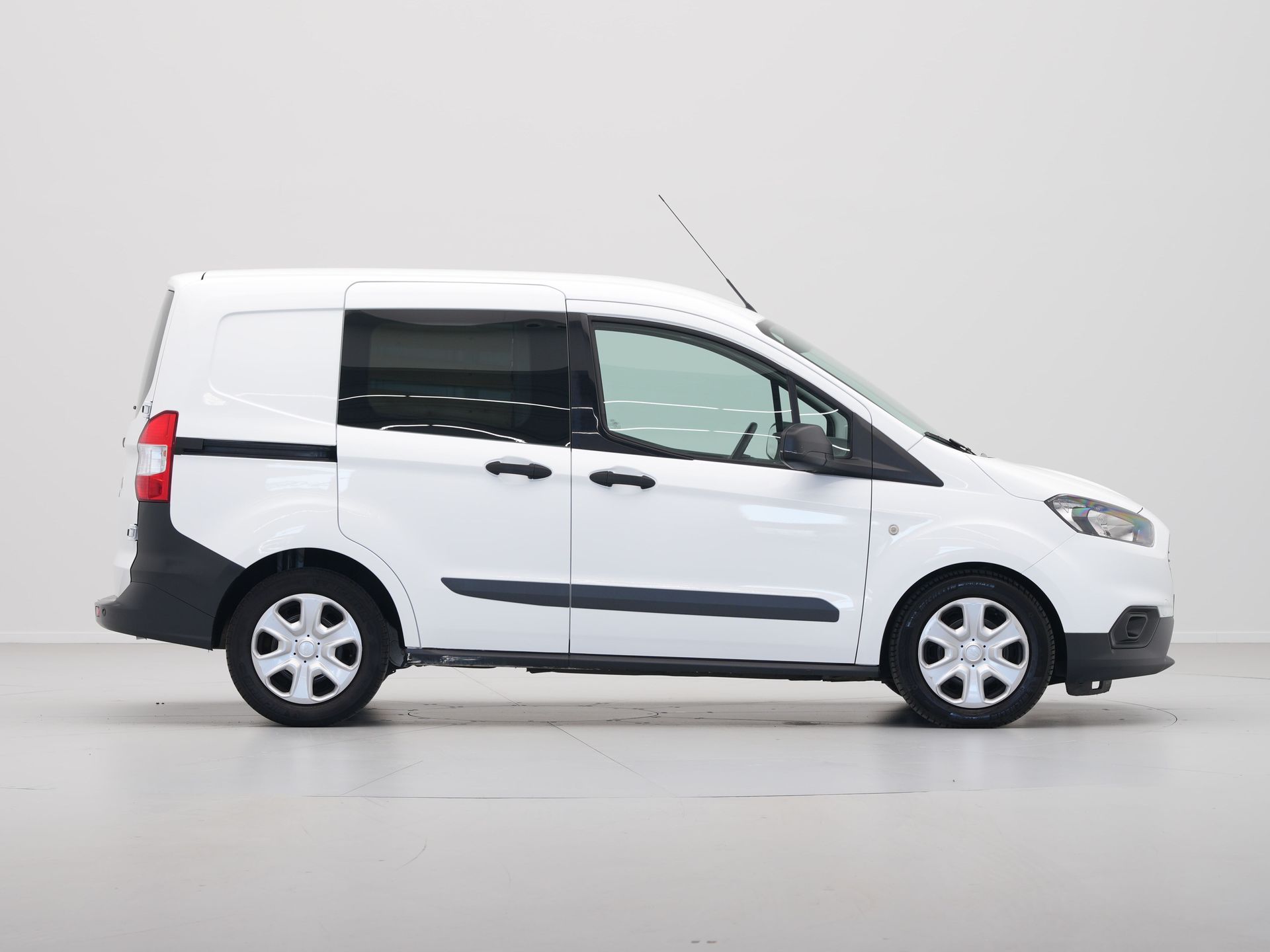 Ford - Transit Courier 1.5 TDCI Trend Duratorq S&S - 2020