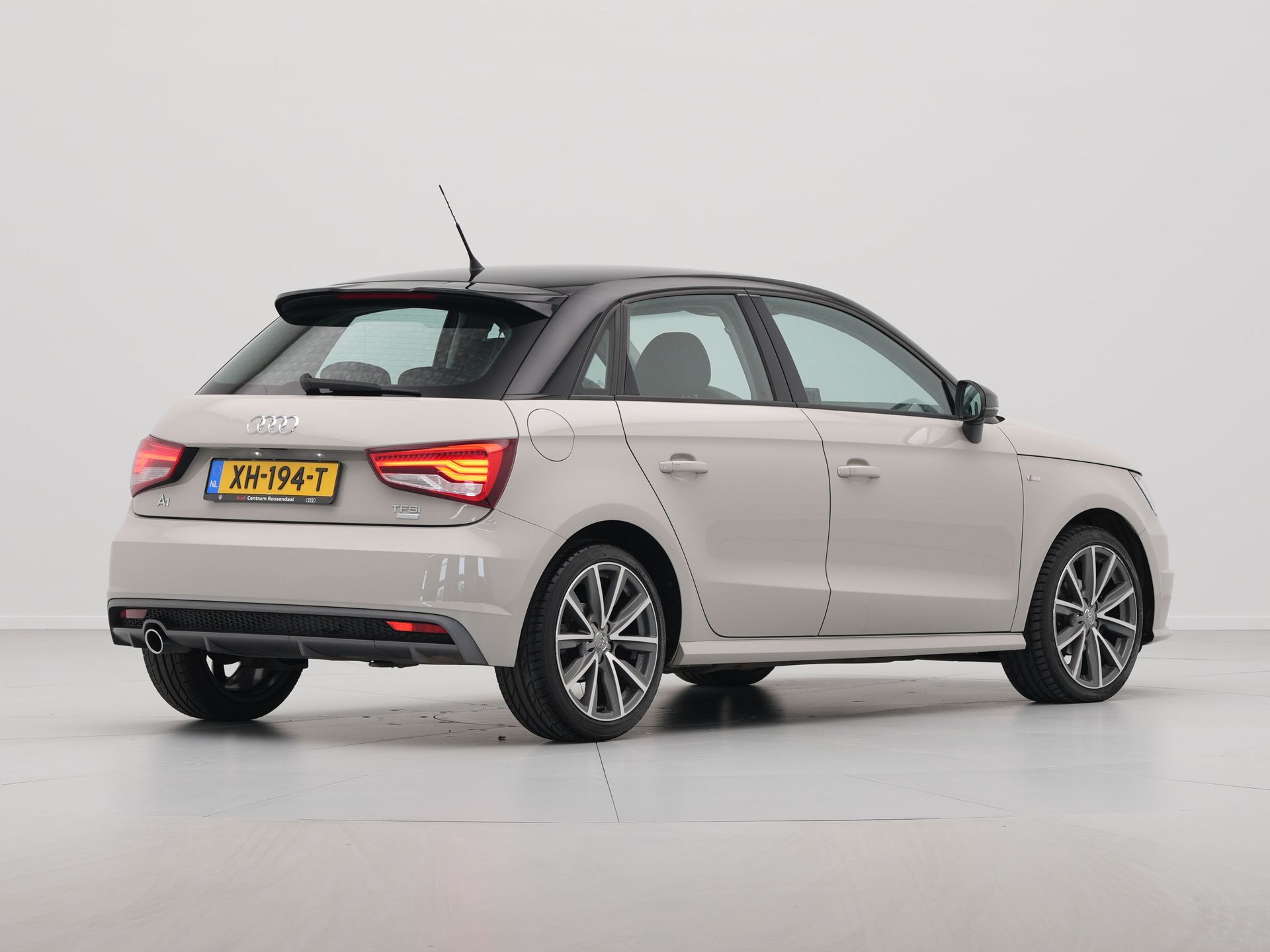 Audi - A1 Sportback 1.0 TFSI 95pk S-Line - 2019