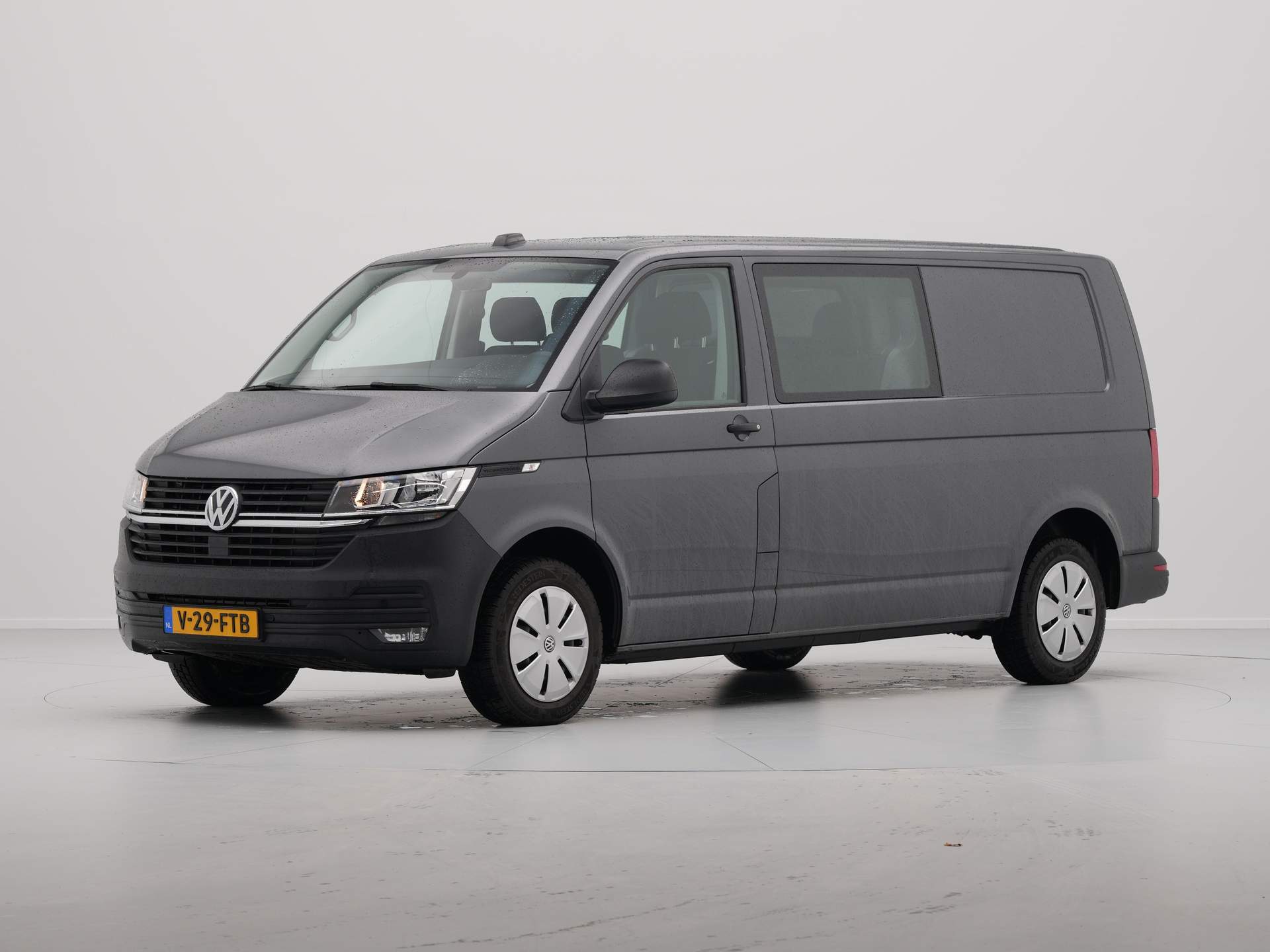 Volkswagen - Transporter 2.0 TDI L2H1 30 DC Comfortline - 2024